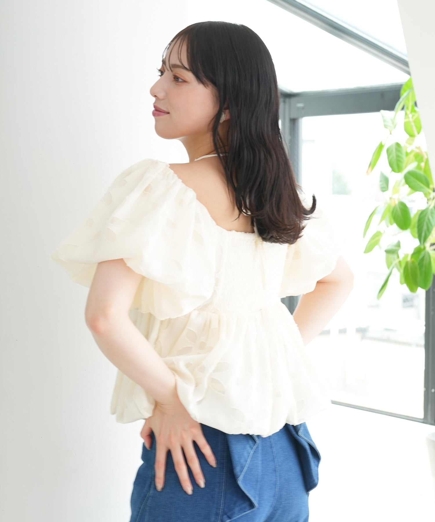 ホワイト　model：164　着用サイズ：M