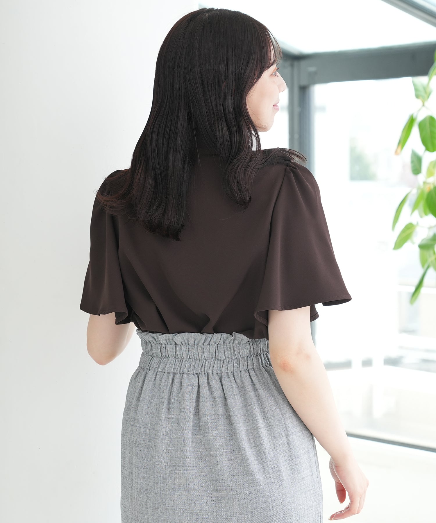 ブラウン　model：164　着用サイズ：M