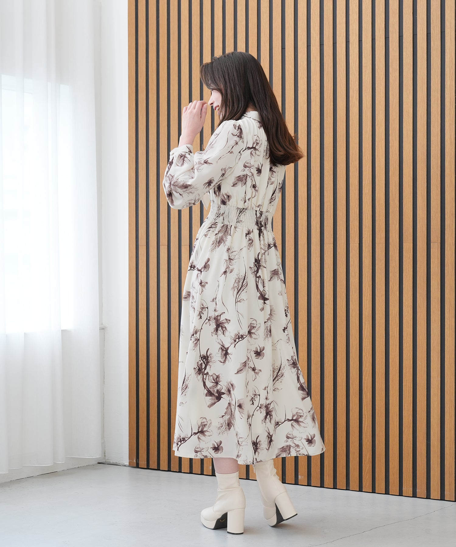 ワイン　model：162　着用サイズ：M