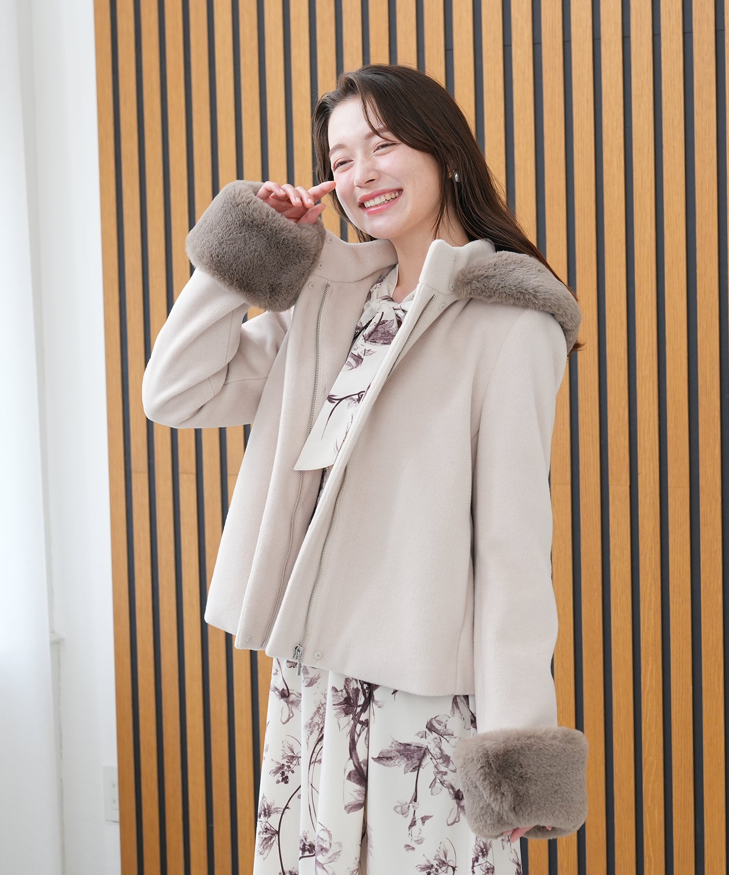 ベージュ　model：162　着用サイズ：M