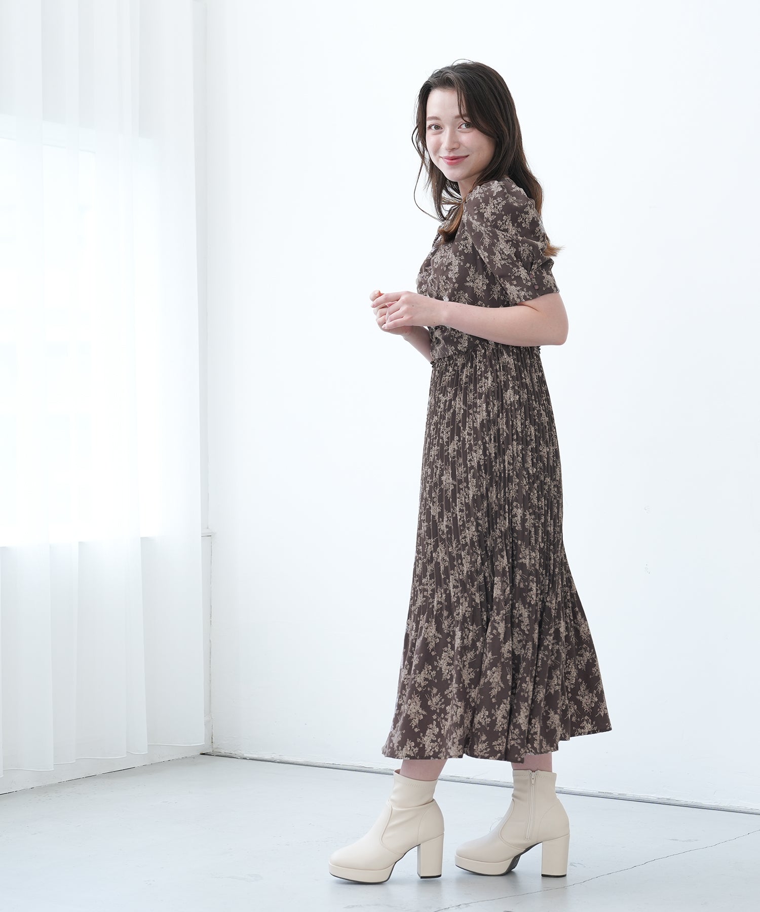 ブラウン　model:162　着用サイズ：M