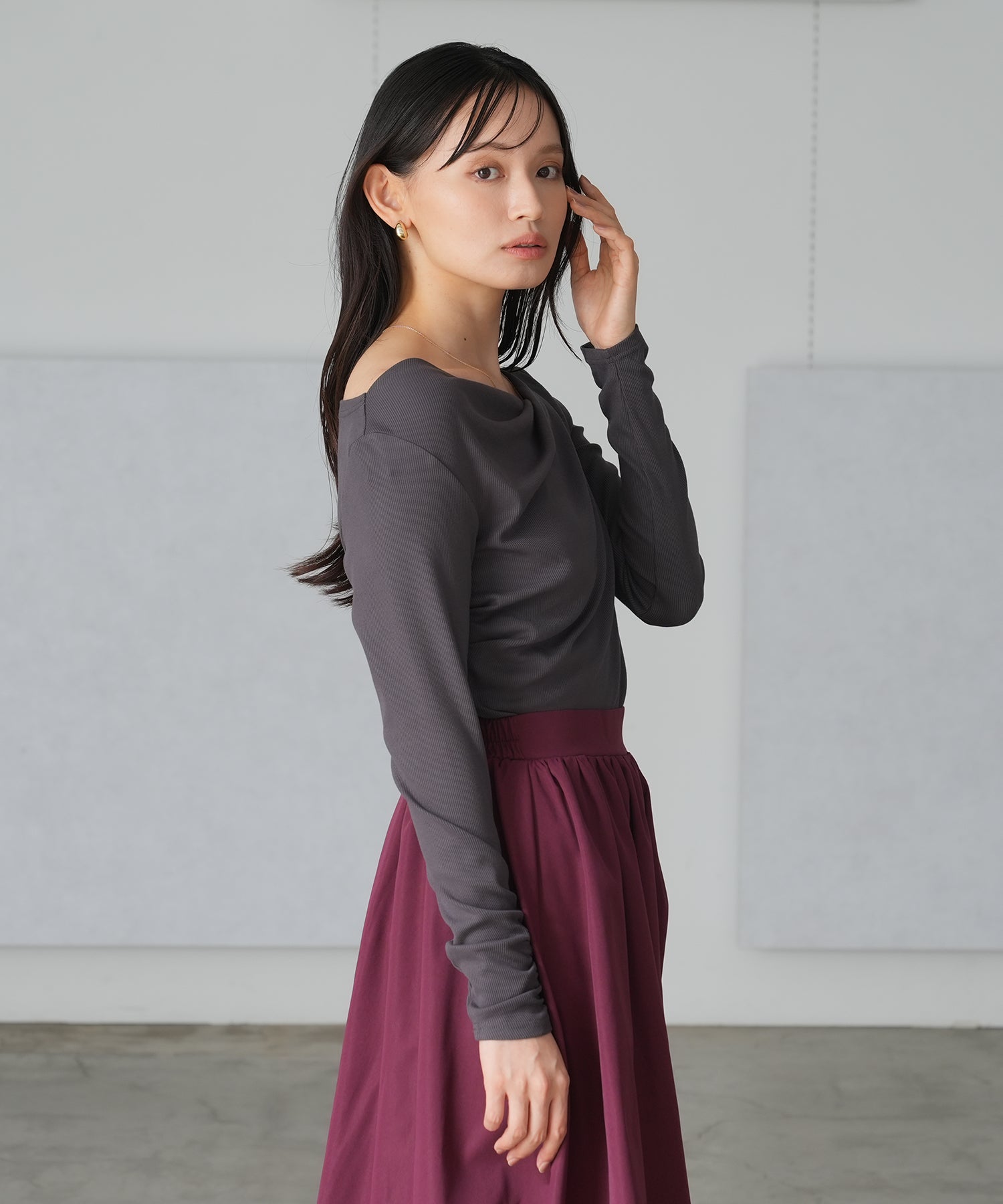 チャコール　model：165　着用サイズ：M