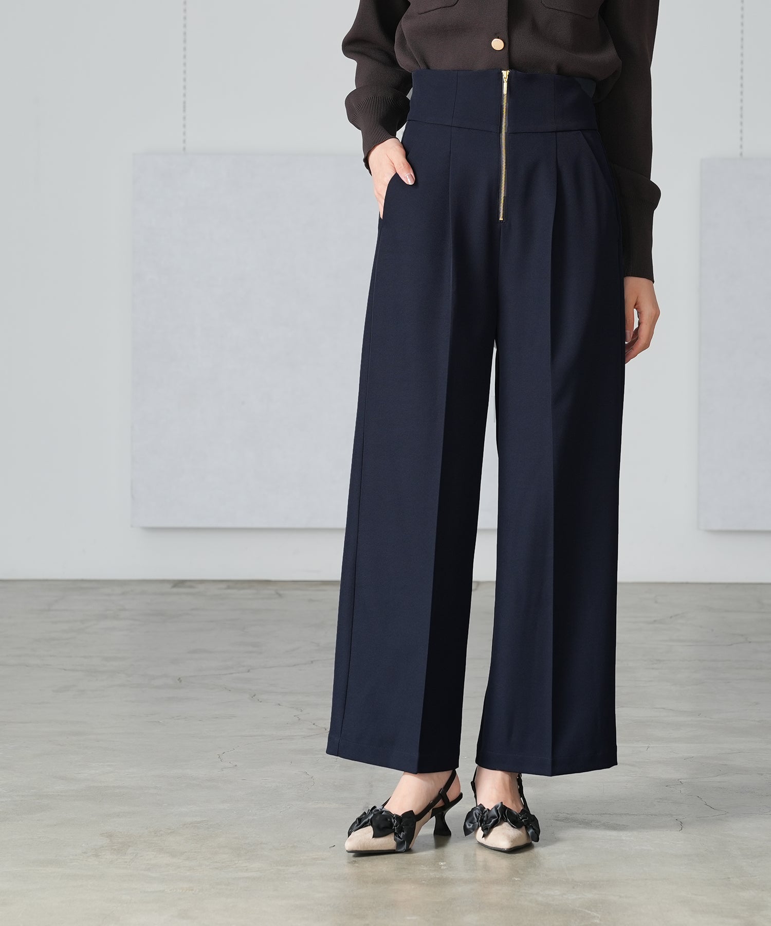 ネイビー　model：165　着用サイズ：M