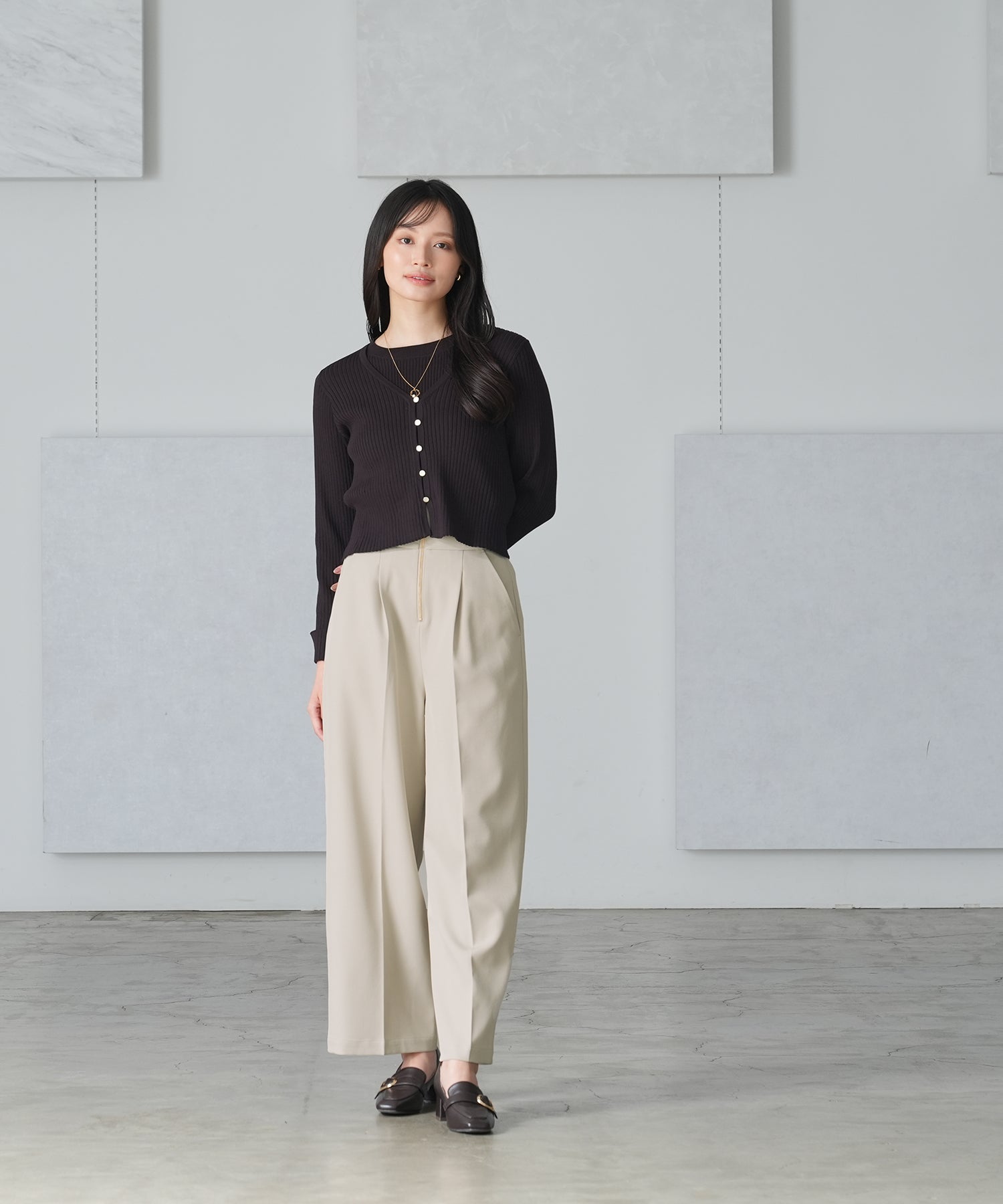 アイボリー　model：165　着用サイズ：M