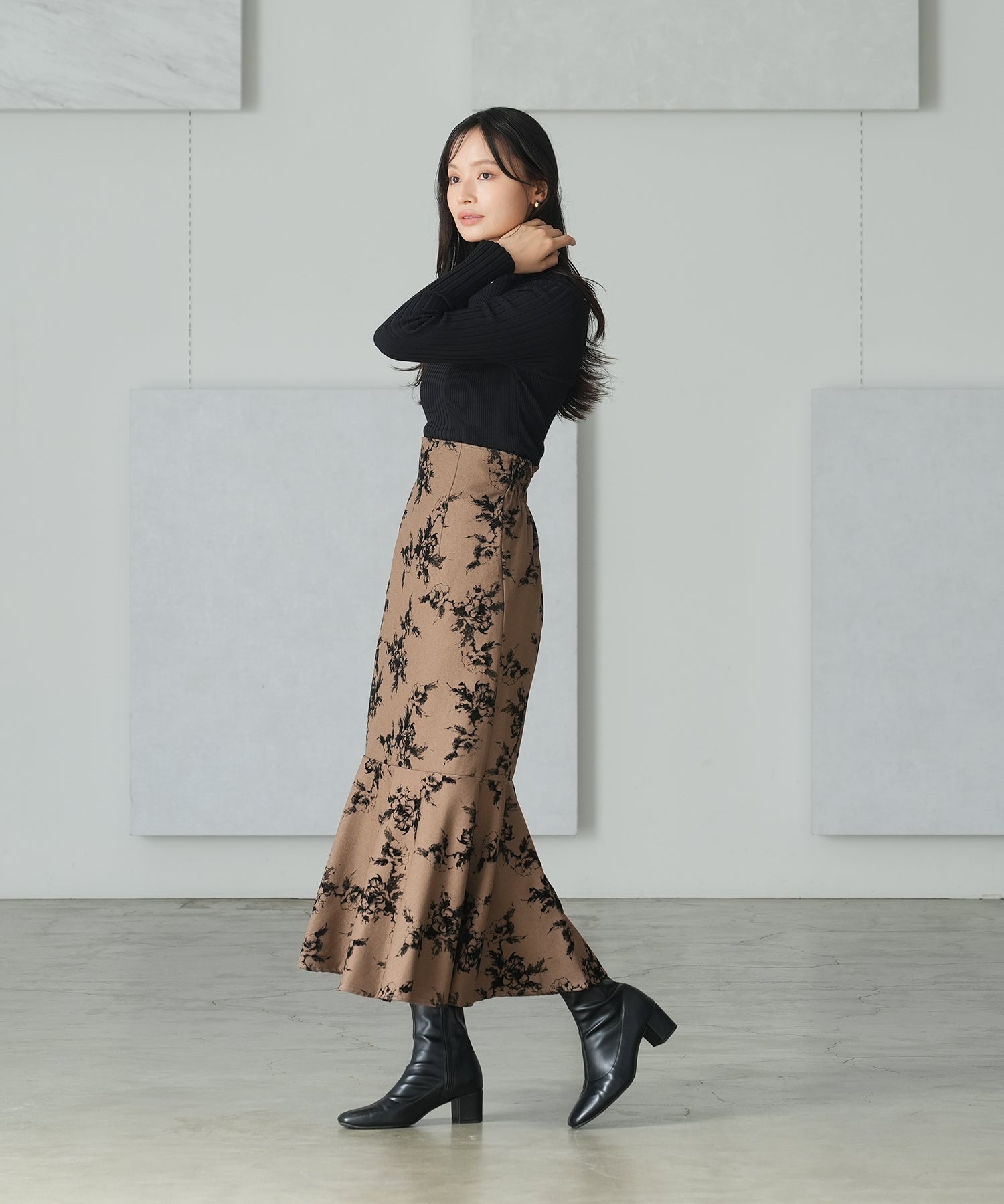 ベージュ　model：165　着用サイズ：M