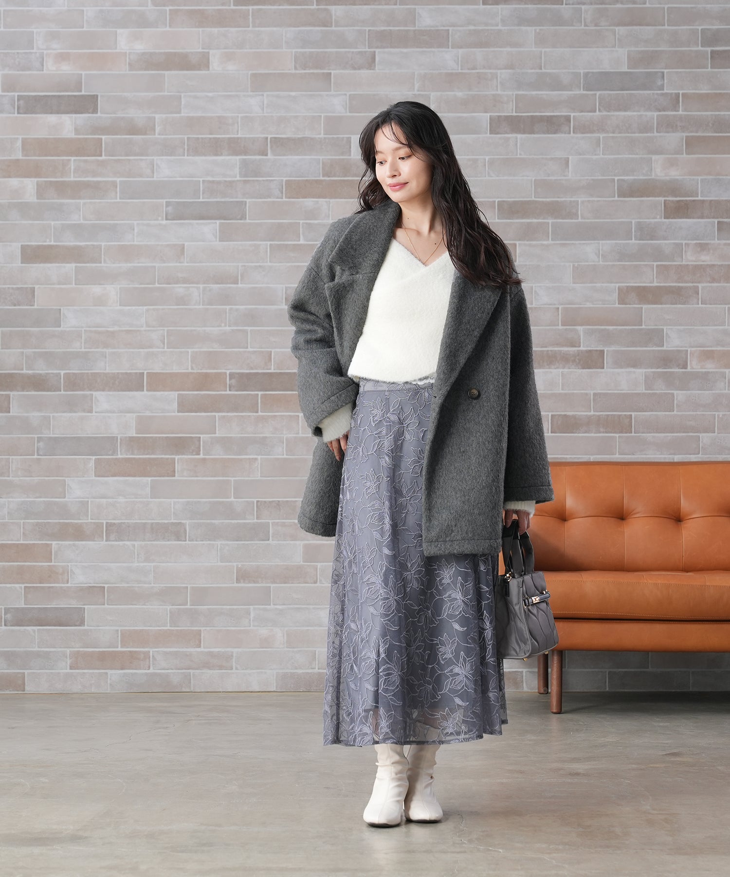 チャコール　model：165　着用サイズ：M