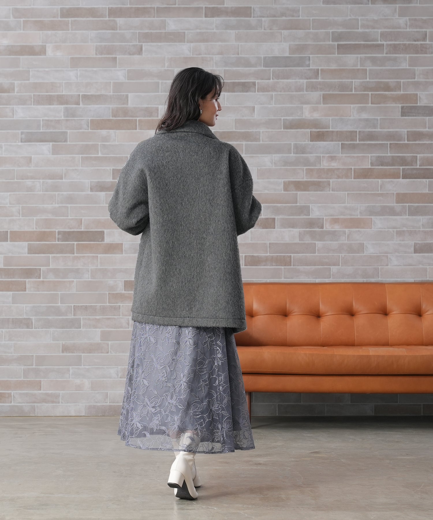 チャコール　model：165　着用サイズ：M