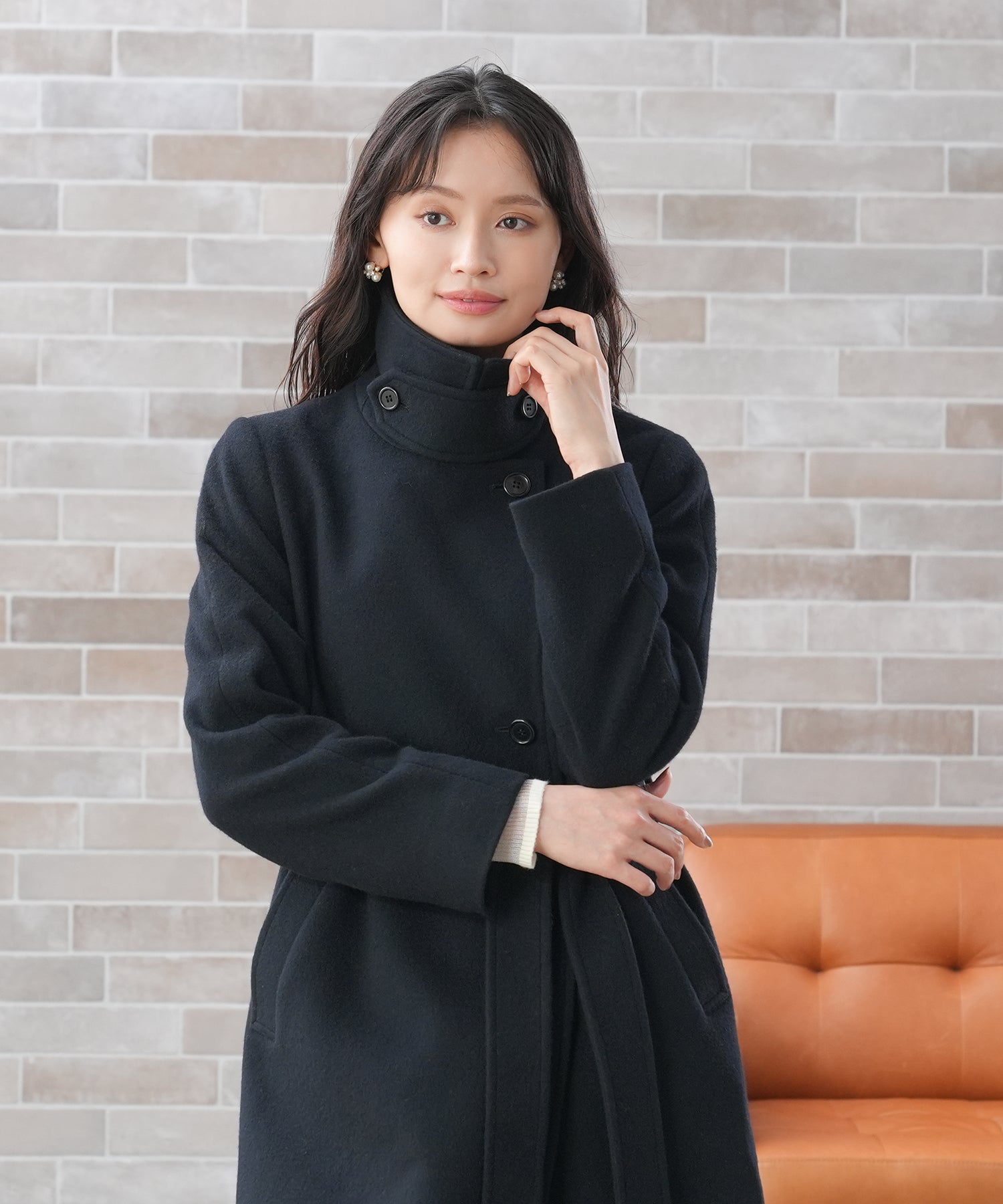 ブラック(スタンドカラー)　model：165　着用サイズ：M