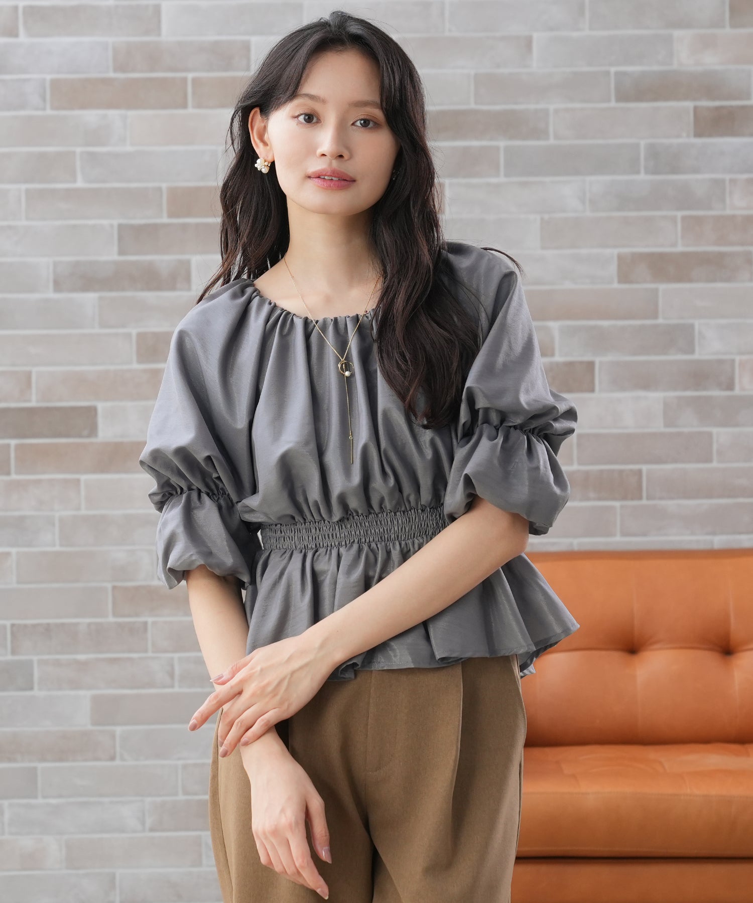 チャコール　model：165　着用サイズ：M