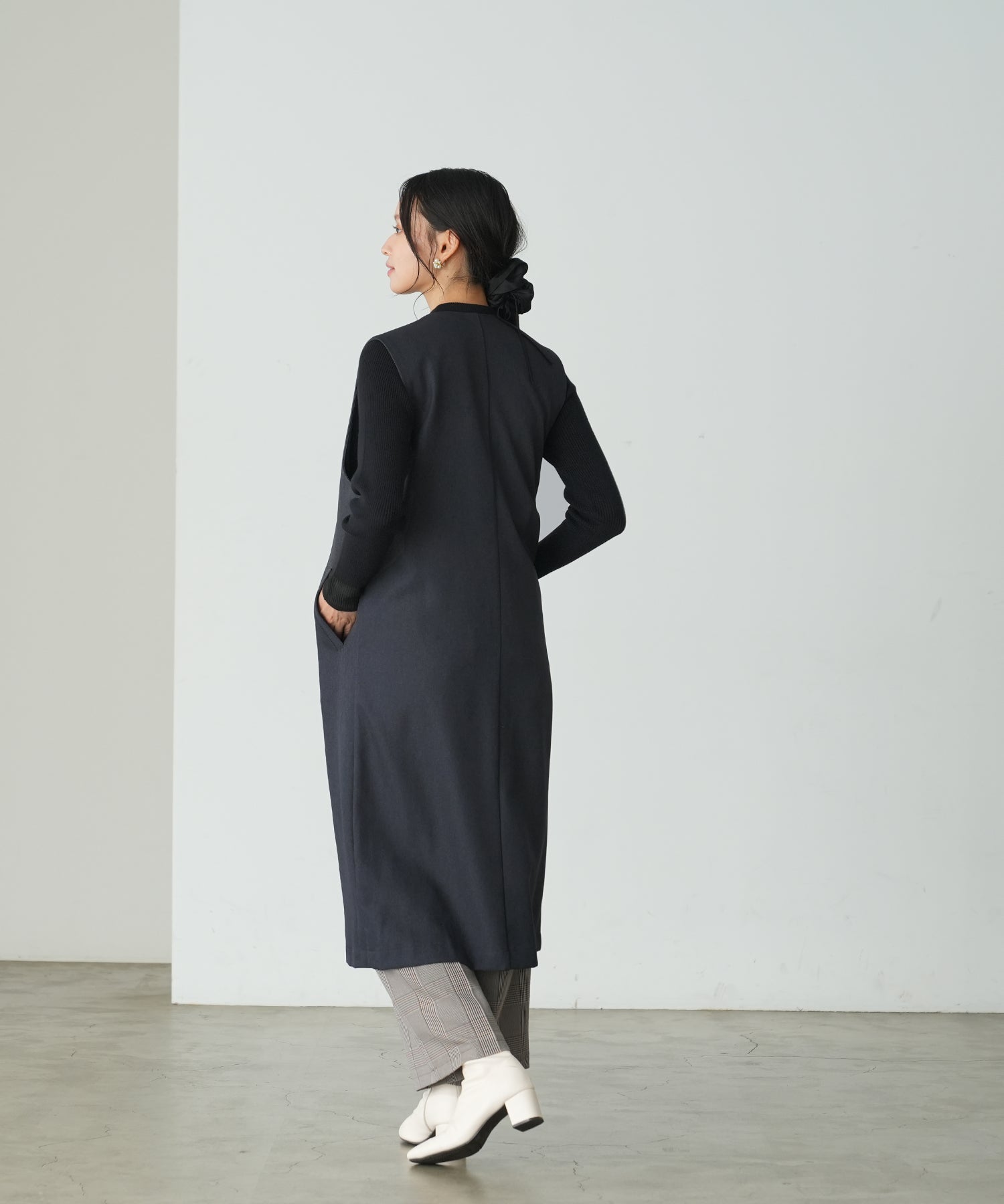 チャコール　model：165　着用サイズ：M