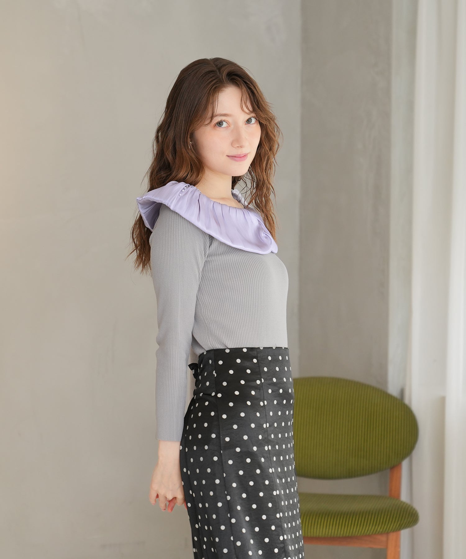 ライトグレー　model：163　着用サイズ：M