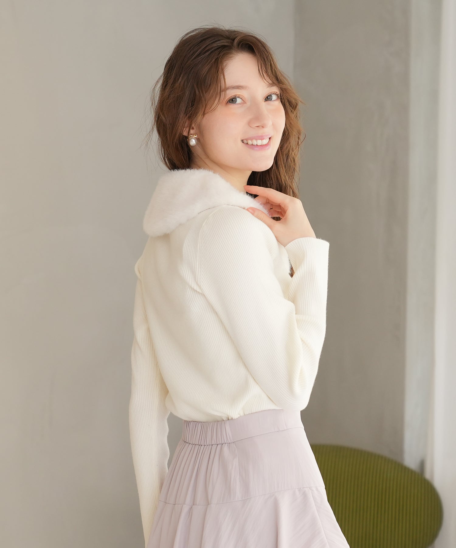 ホワイト　 model：163　着用サイズ：M