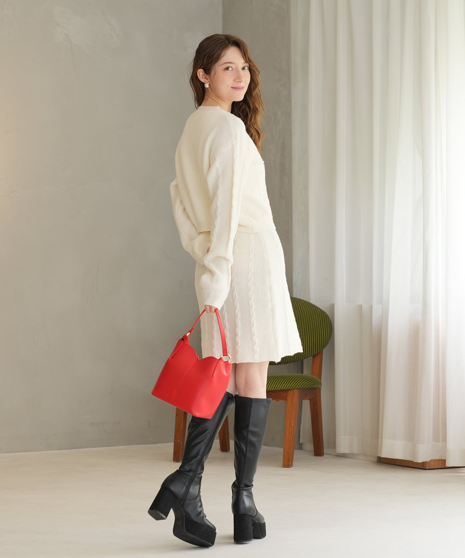 アイボリー　model：163　着用サイズ：M