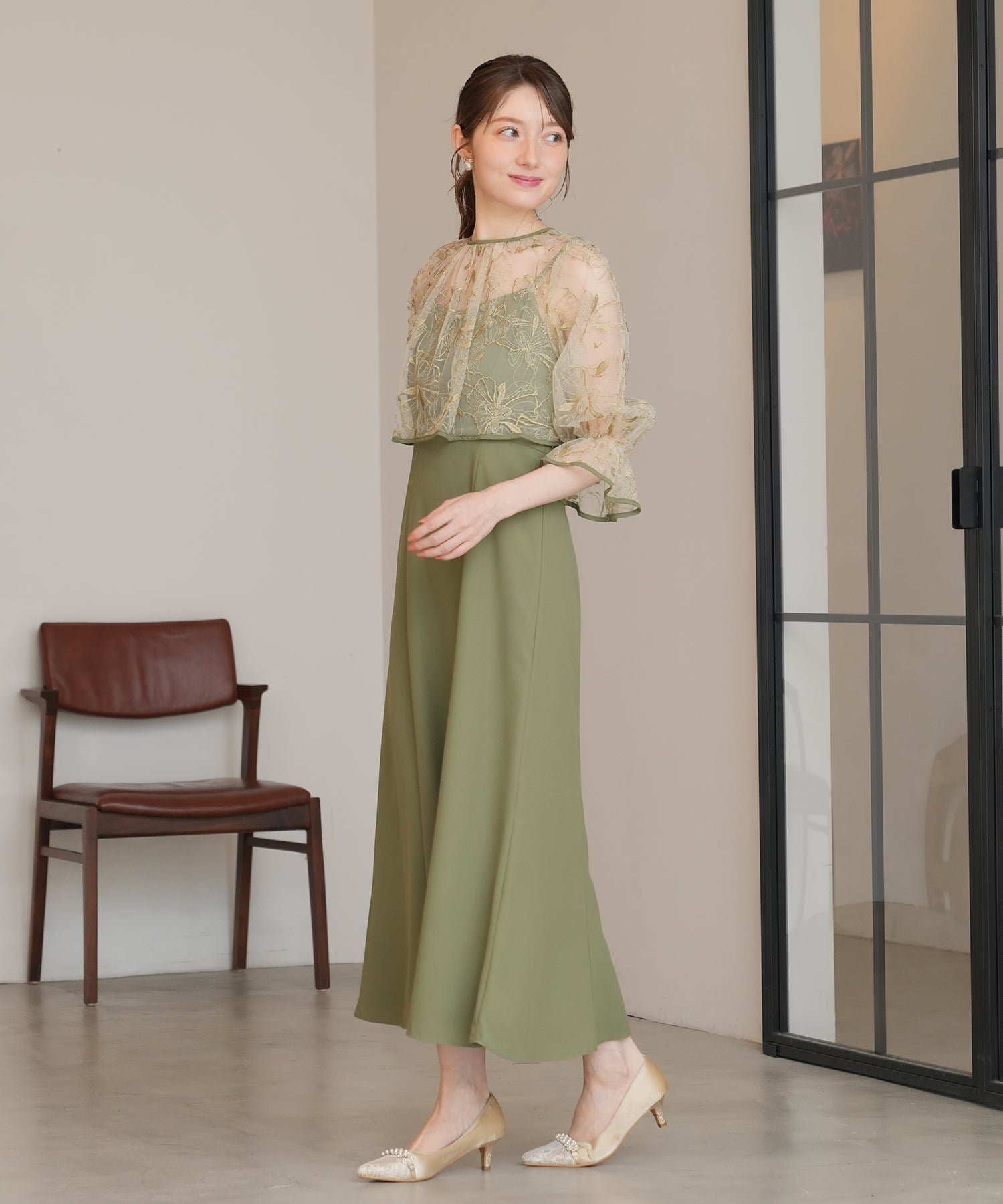 線描き刺繍ボレロ×キャミワンピース