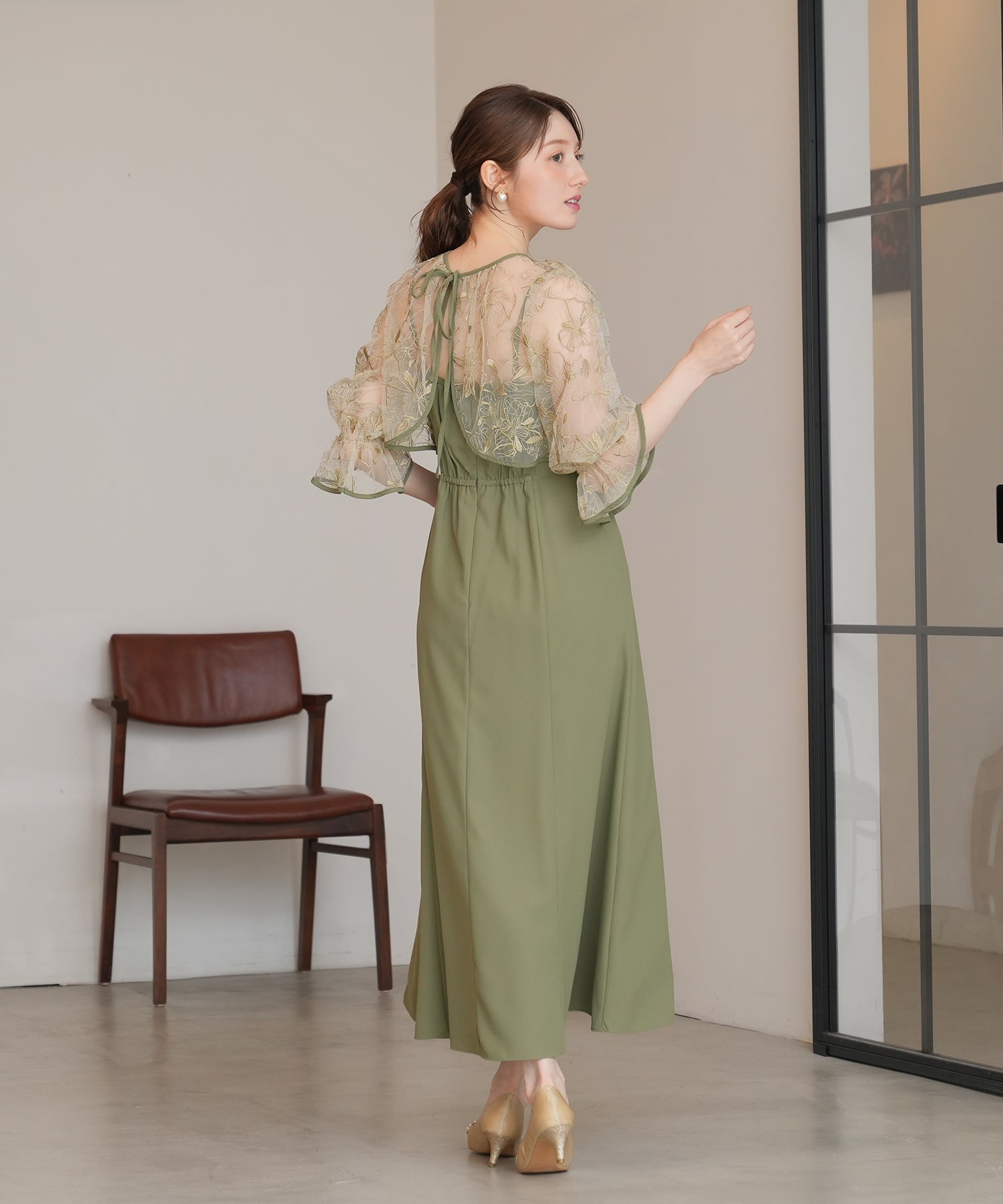 線描き刺繍ボレロ×キャミワンピース