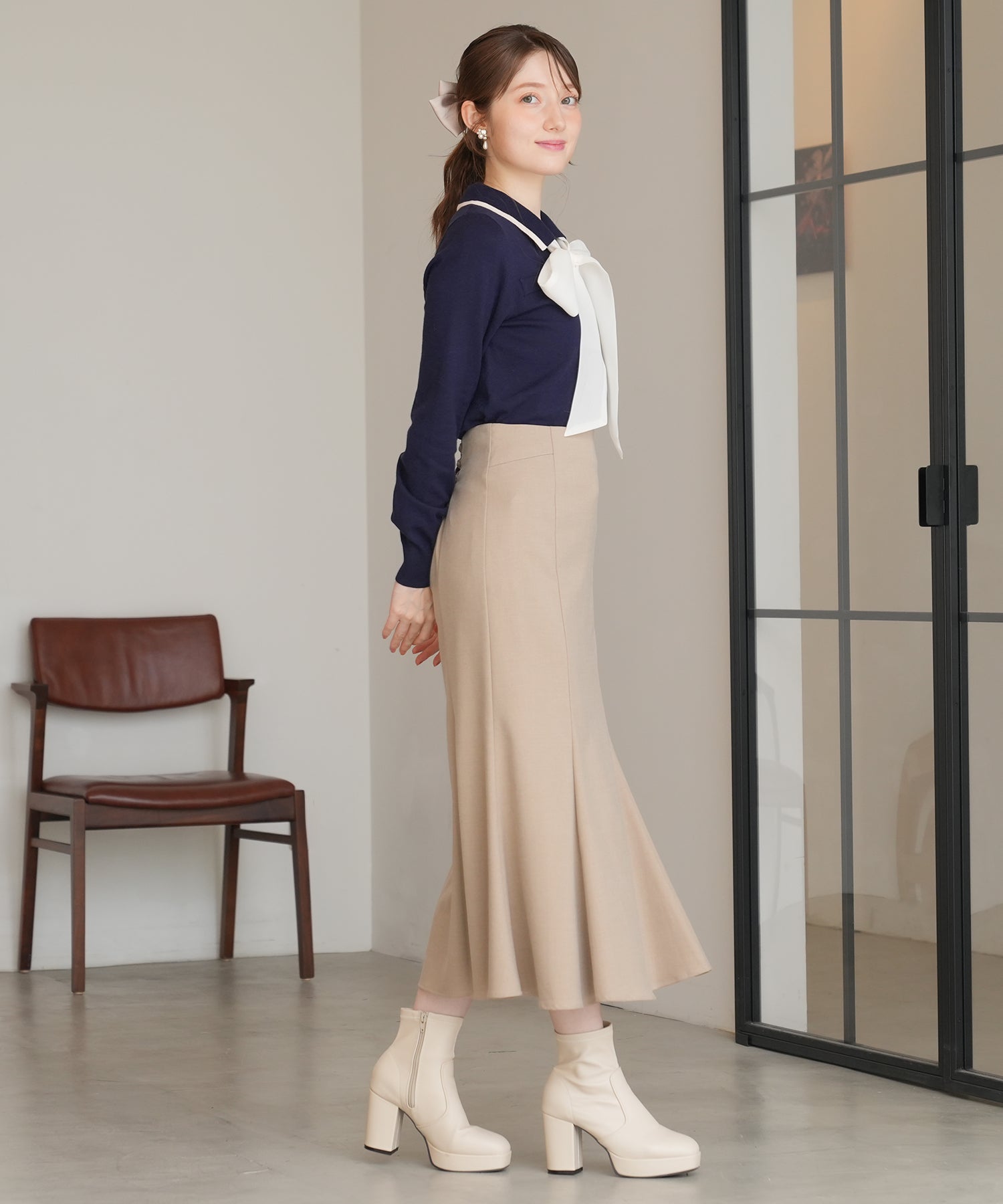 ベージュ　model：162　着用サイズ：M