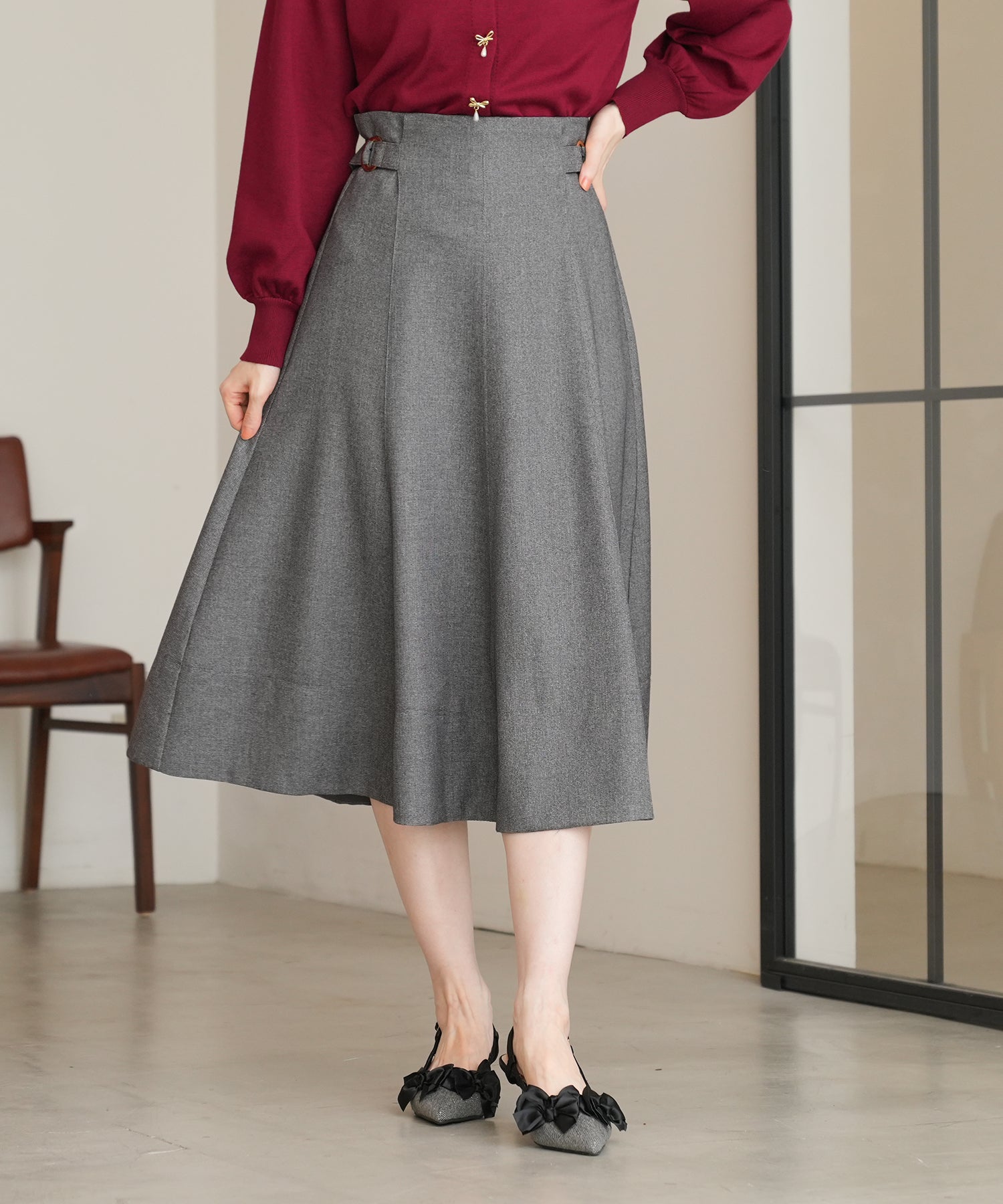 ミディアムグレー