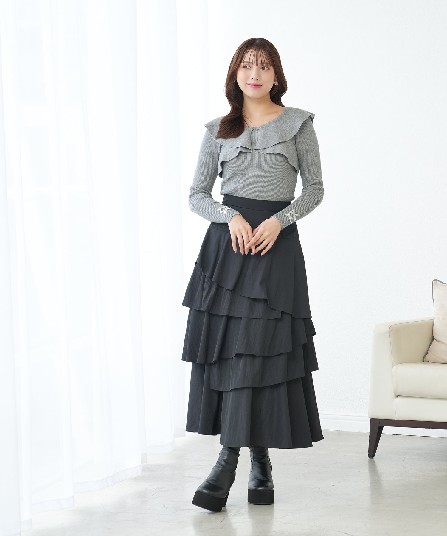 ライトグレー　model：164　着用サイズ：M