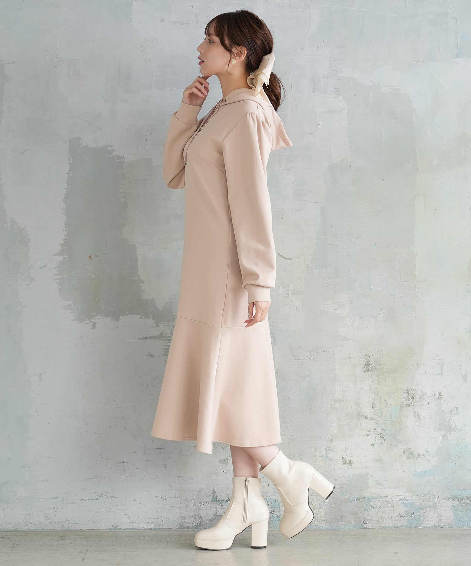 ピンクベージュ　model:164cm  着用サイズ：M