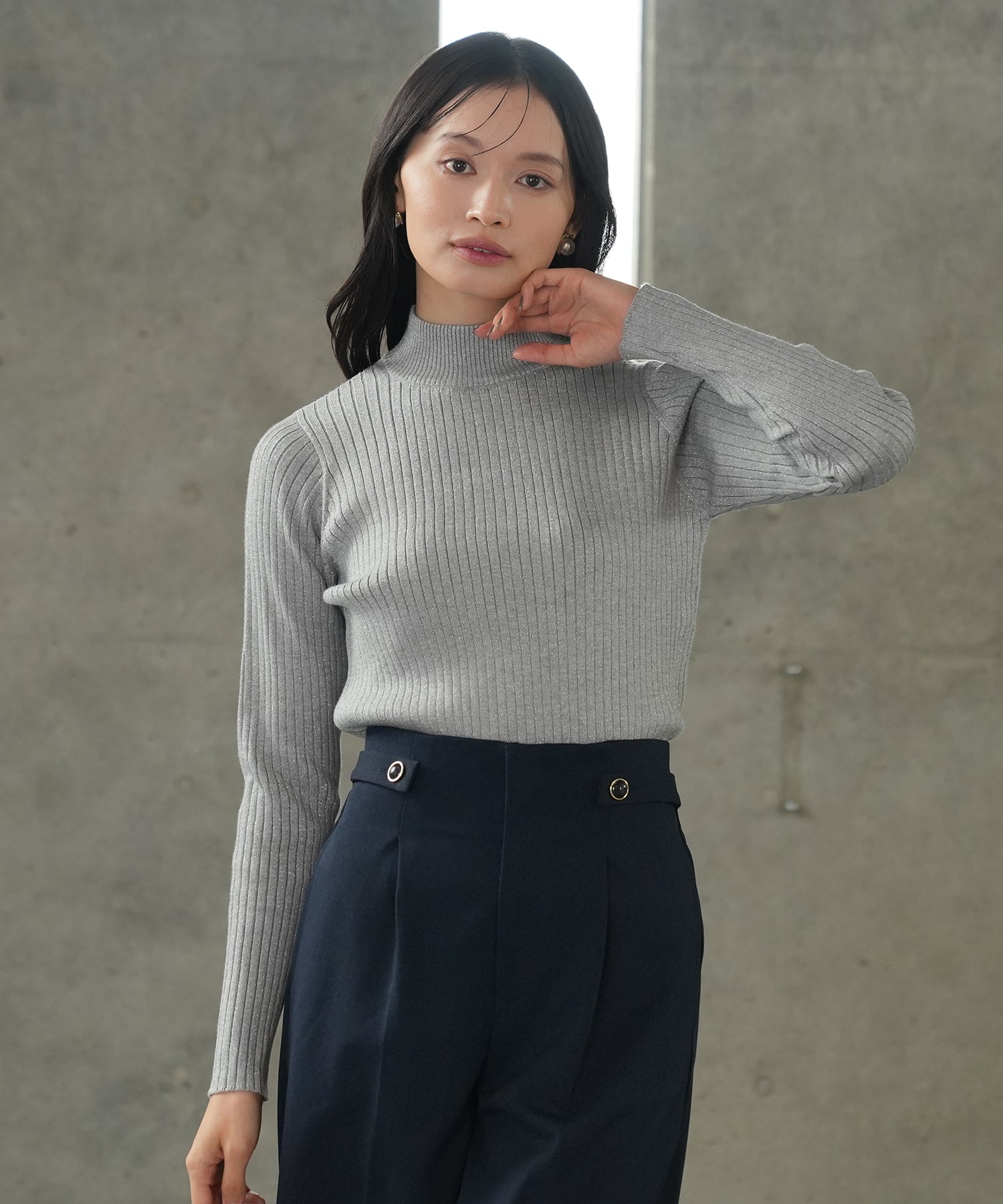 ライトグレー　model：165　着用サイズ：M