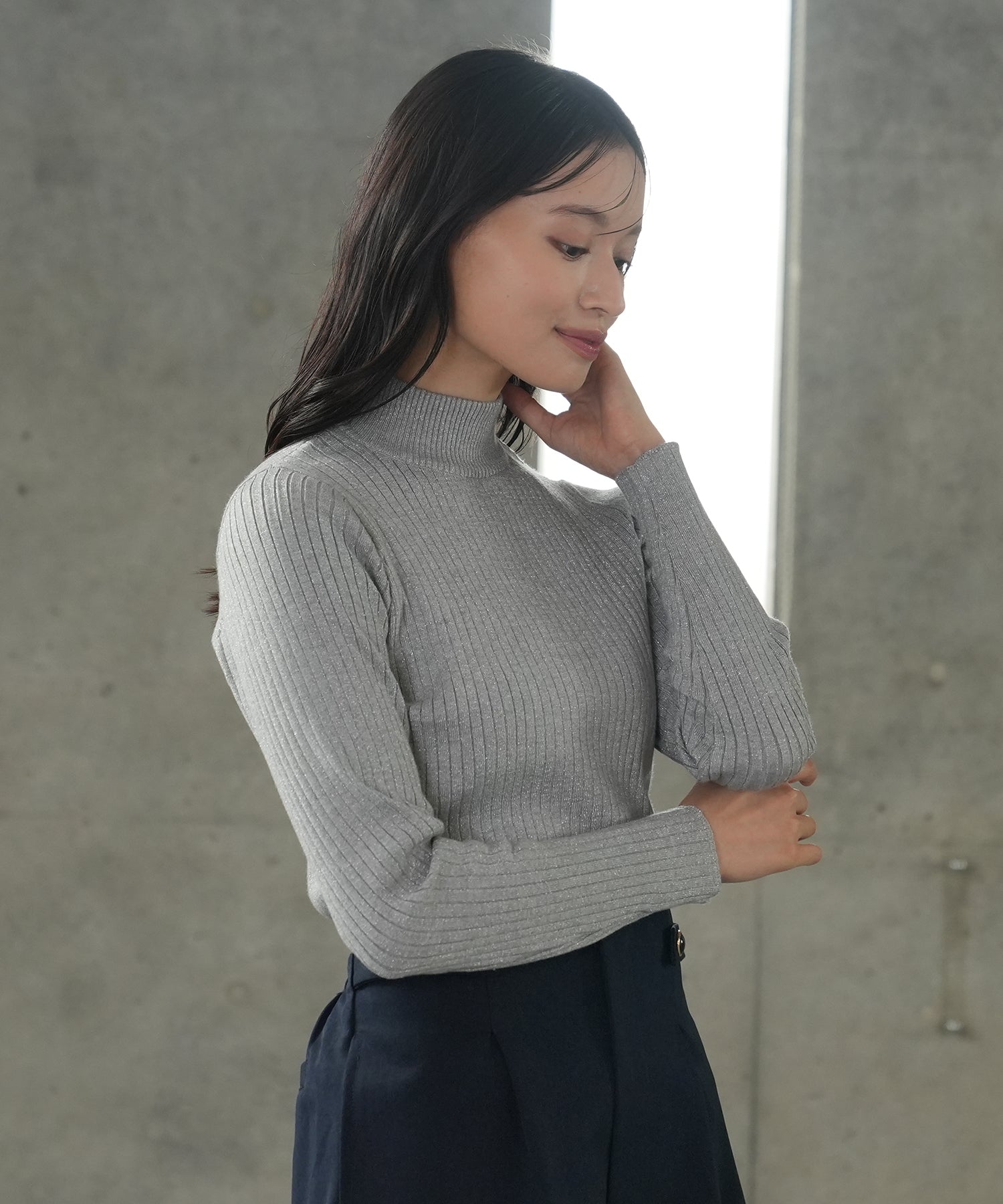 ライトグレー　model：165　着用サイズ：M