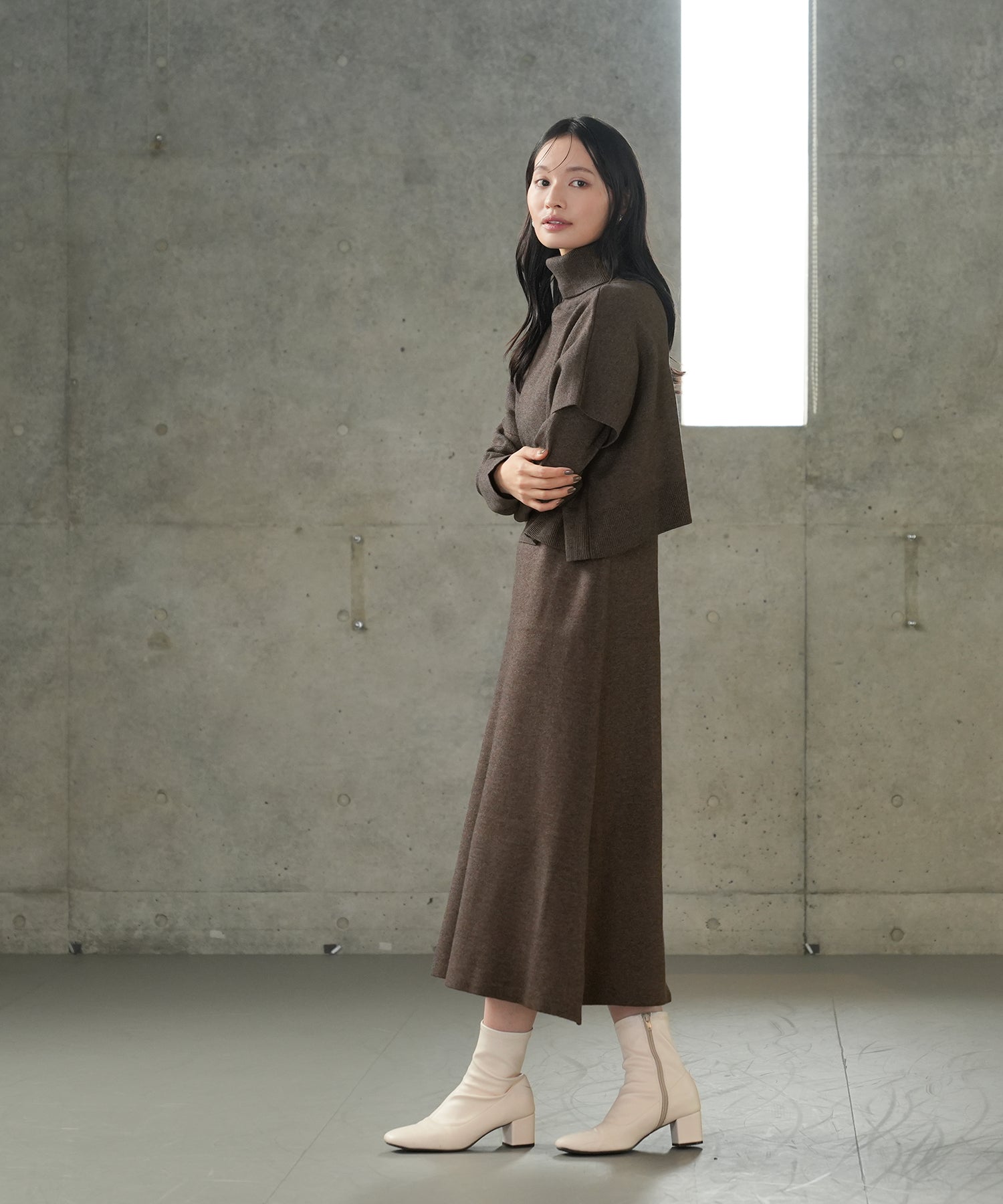 ブラウン　model：165　着用サイズ：M