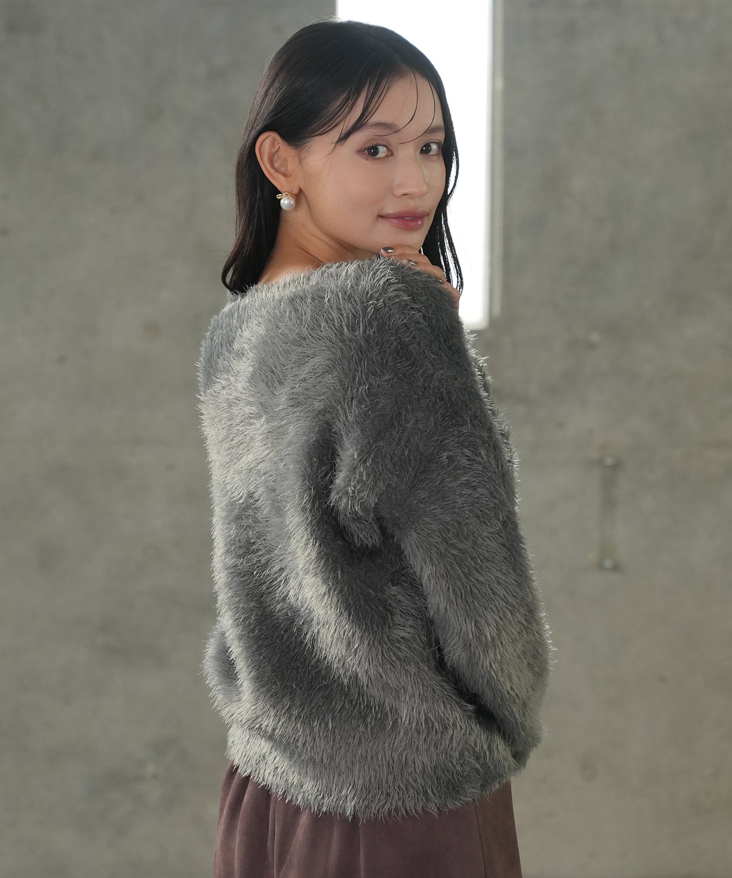 チャコール　model：165　着用サイズ：M