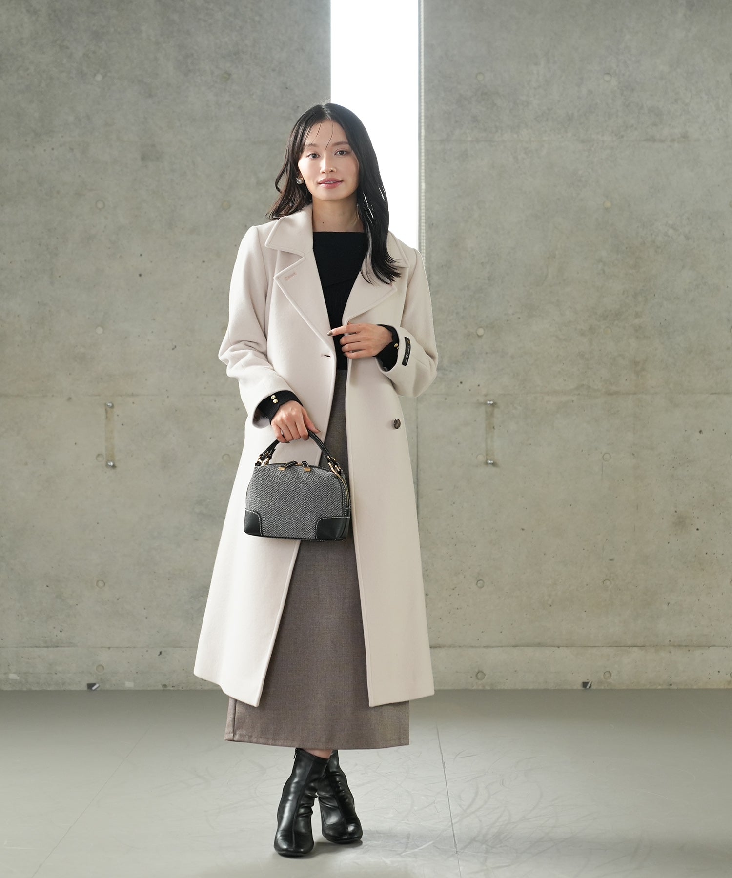 ベージュ　model：165　着用サイズ：M