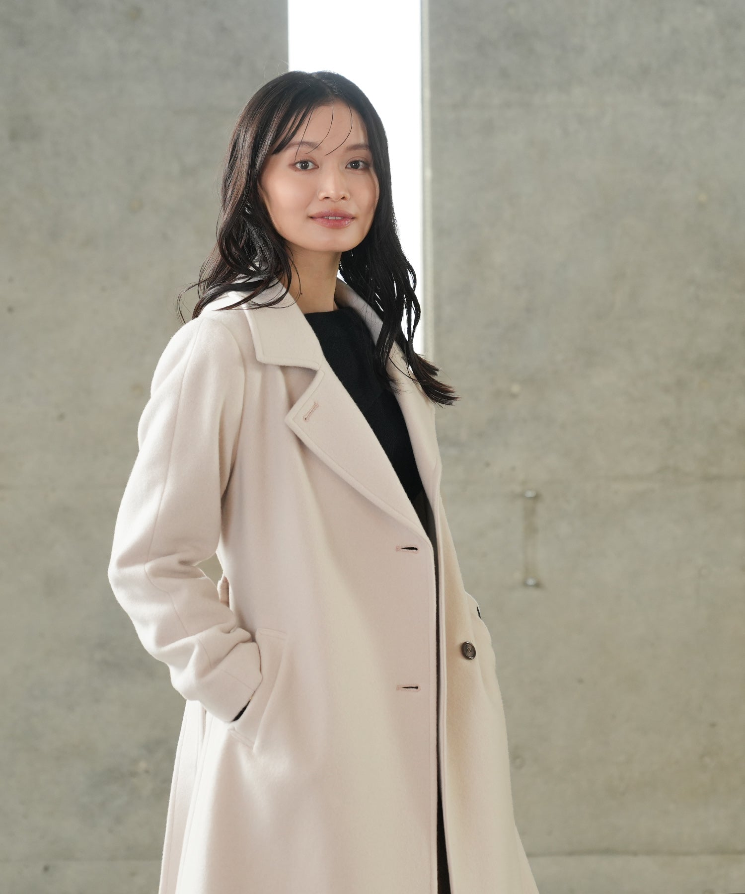 ベージュ　model：165　着用サイズ：M