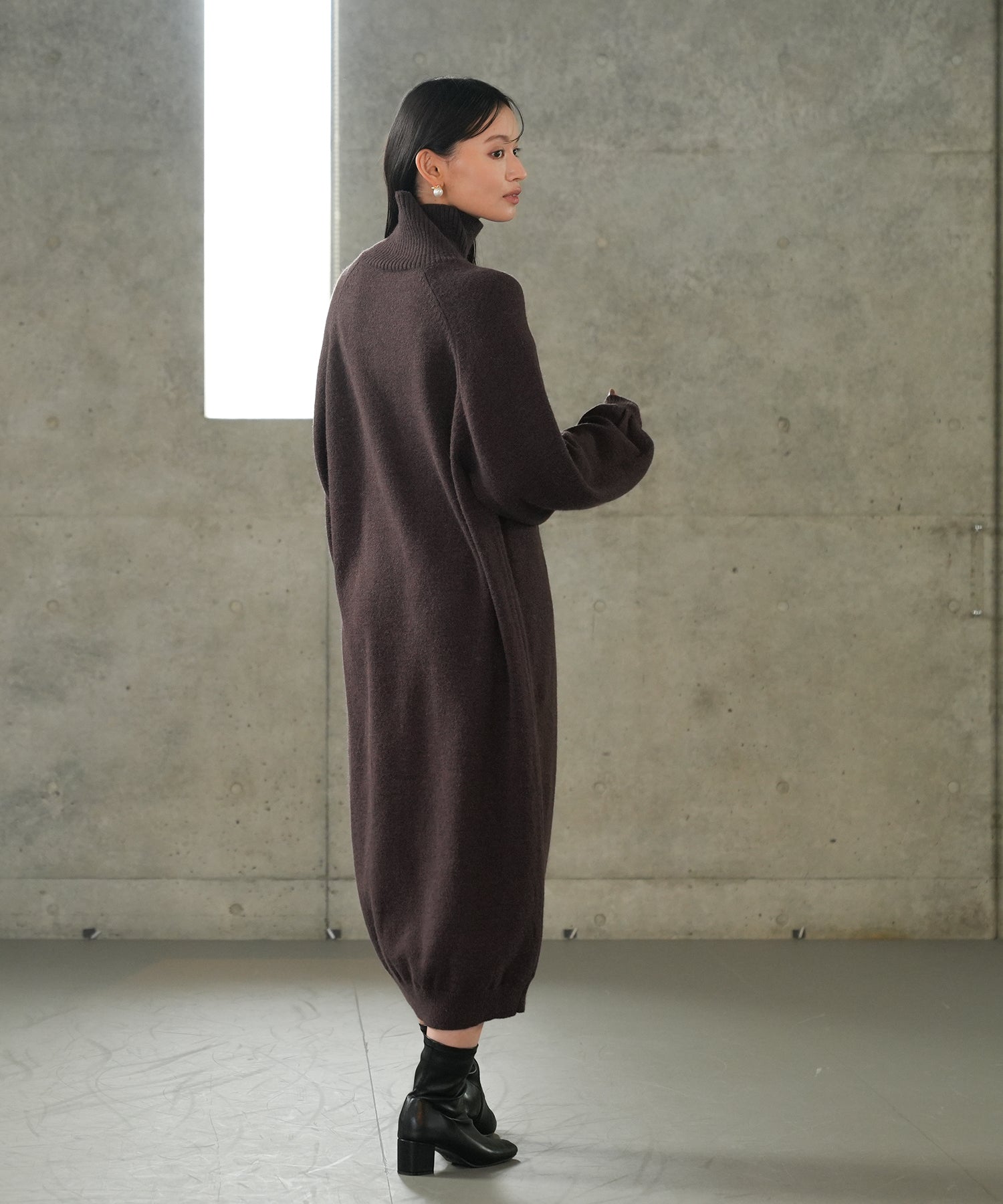 ブラウン　model:165 　着用サイズ：M