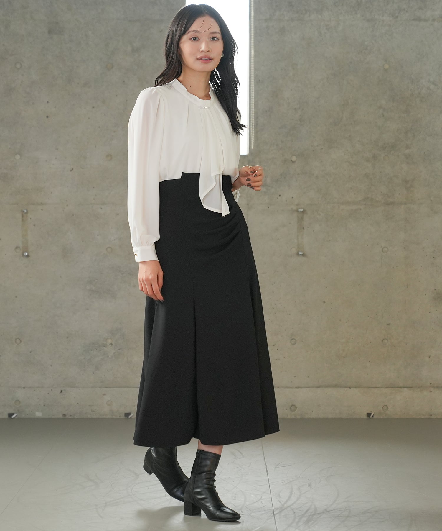 ホワイト　model:165cm  着用サイズ：M