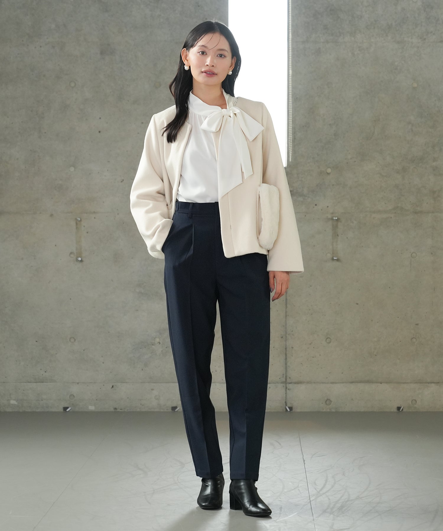 ホワイト　model：165　着用サイズ：M