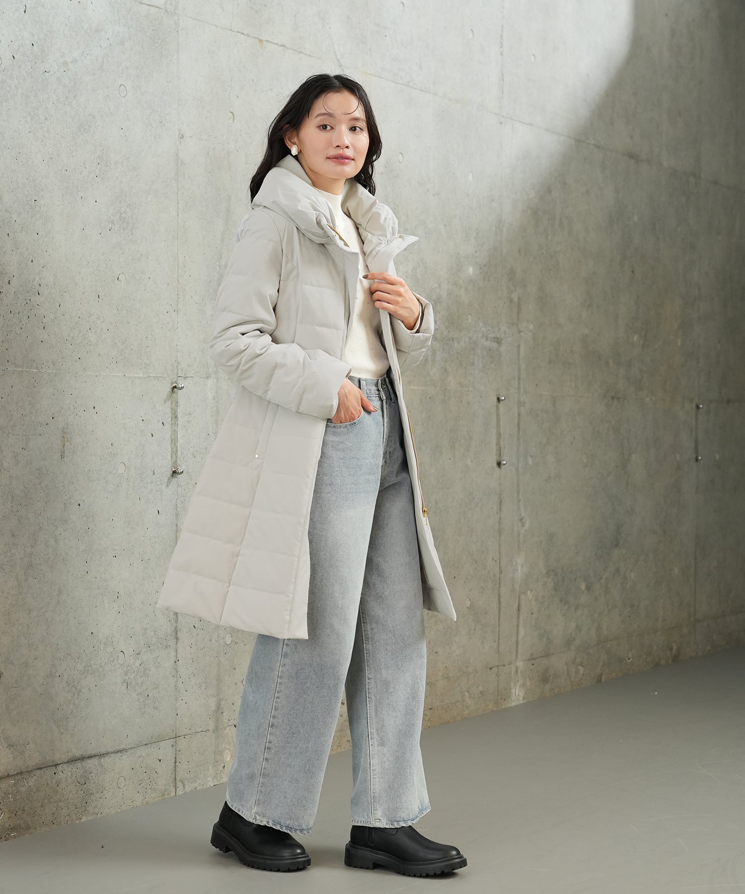 ライトグレー　MODEL:165　着用サイズ：M