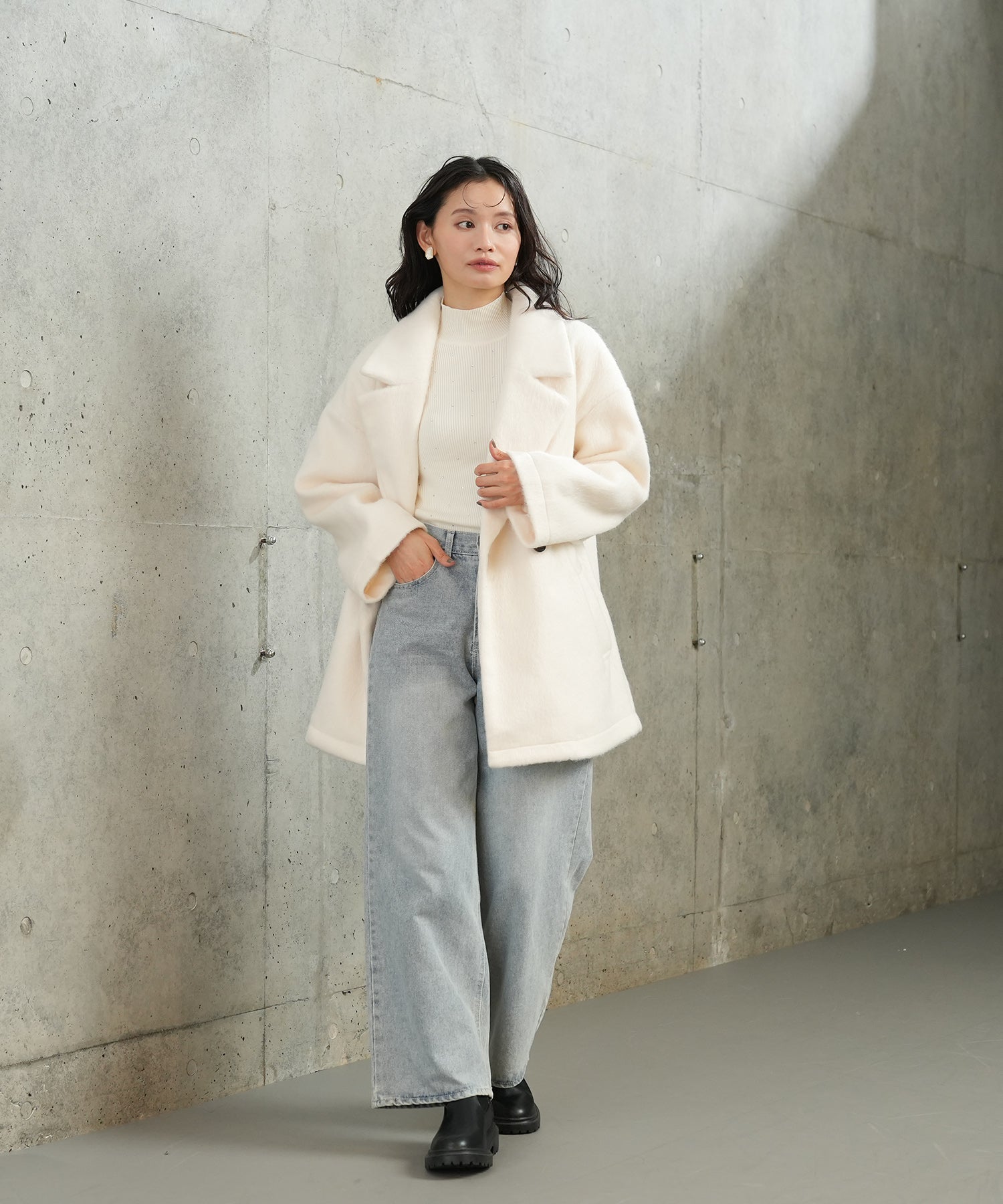 アイボリー　model：165　着用サイズ：M