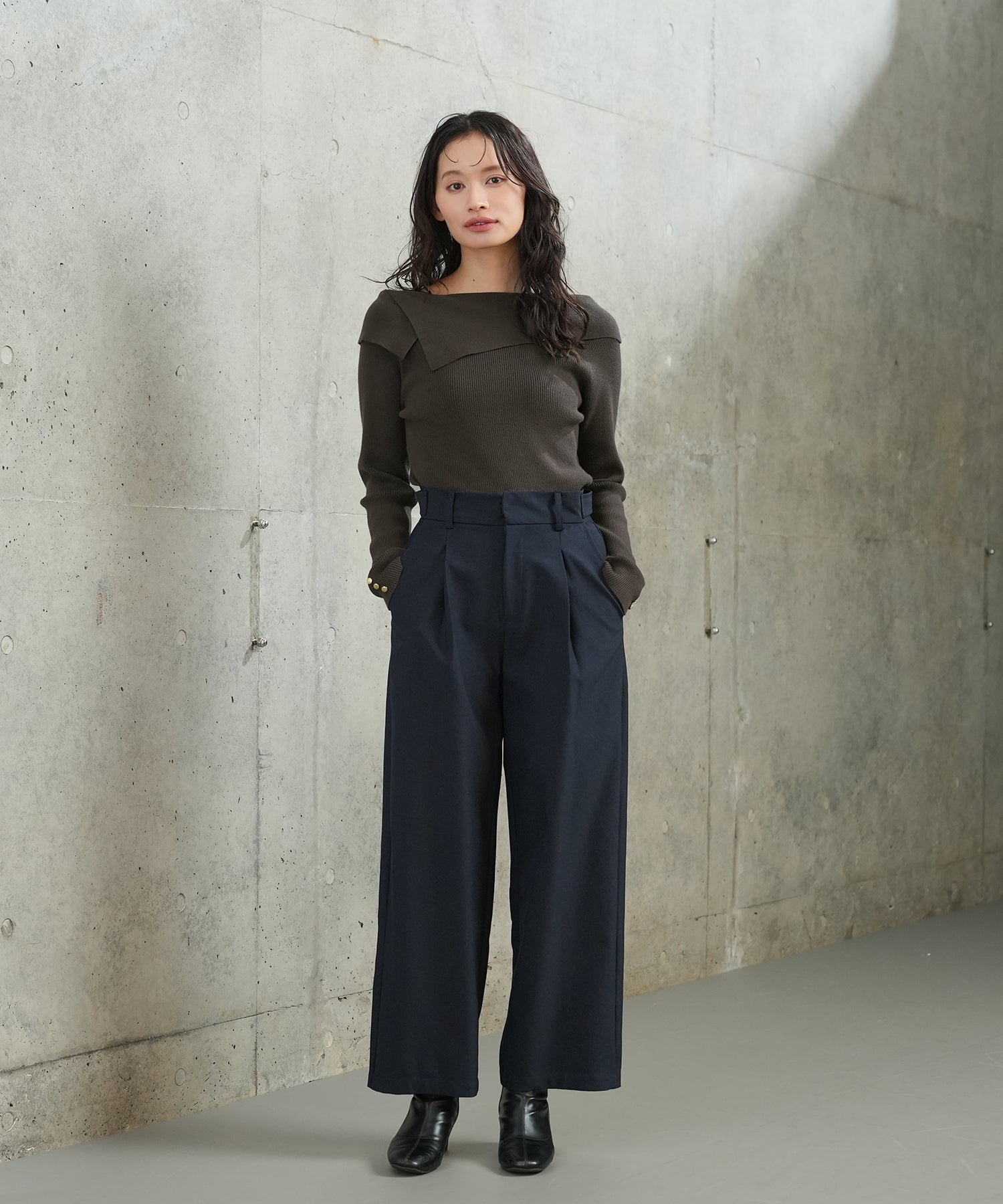 チャコール　model:165　着用サイズ：M