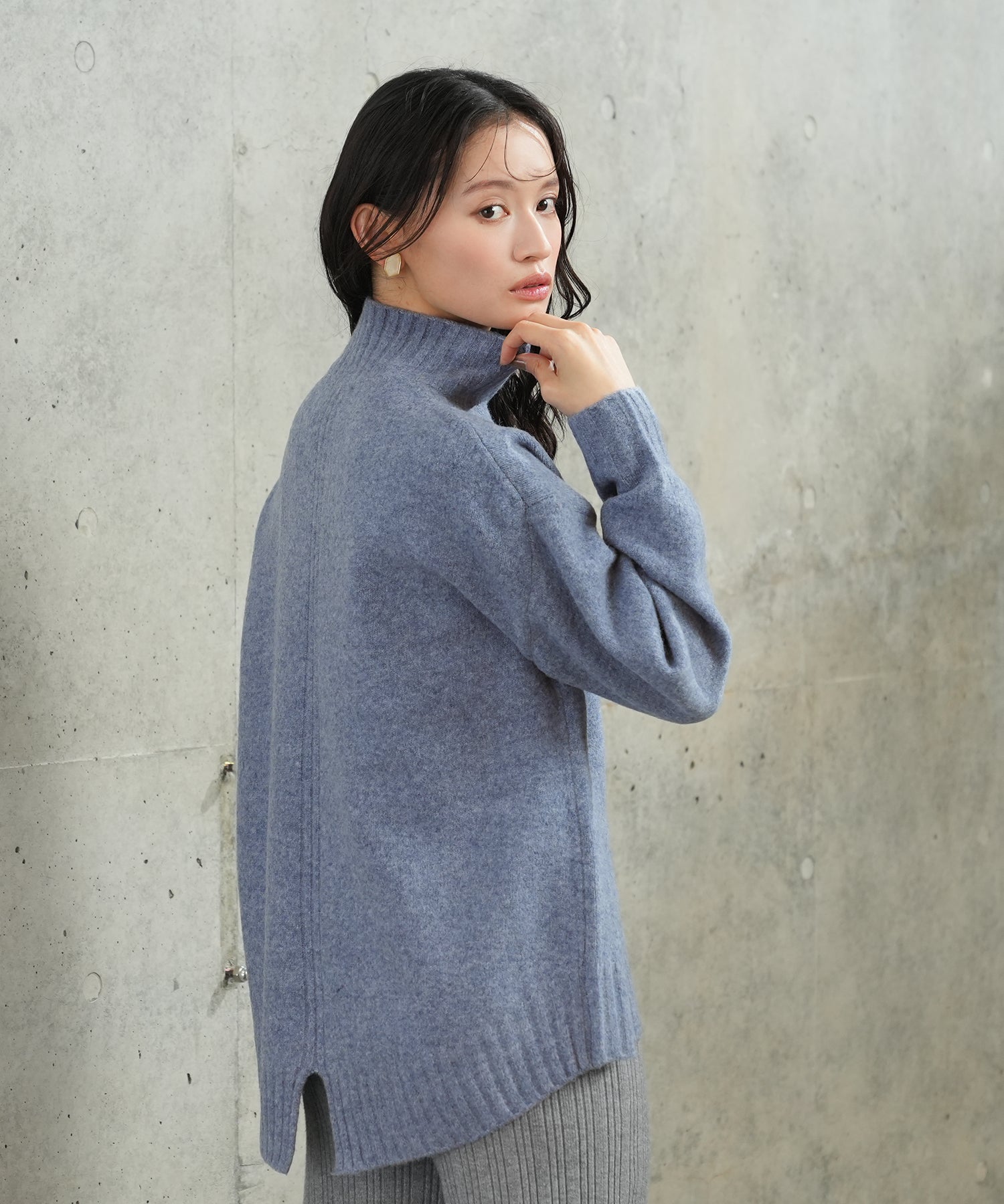 ブルー　model：165　着用サイズ：M