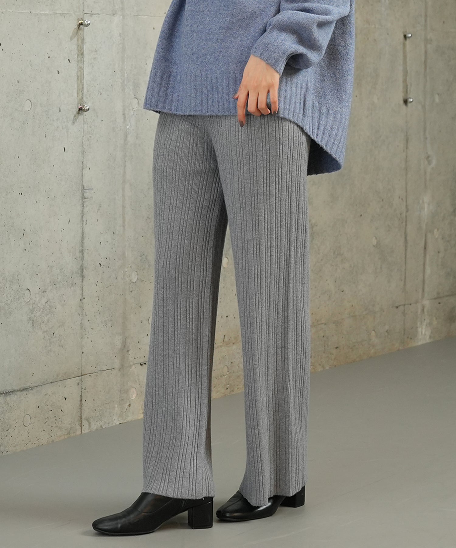 ライトグレー　model:165cm  着用サイズ：M