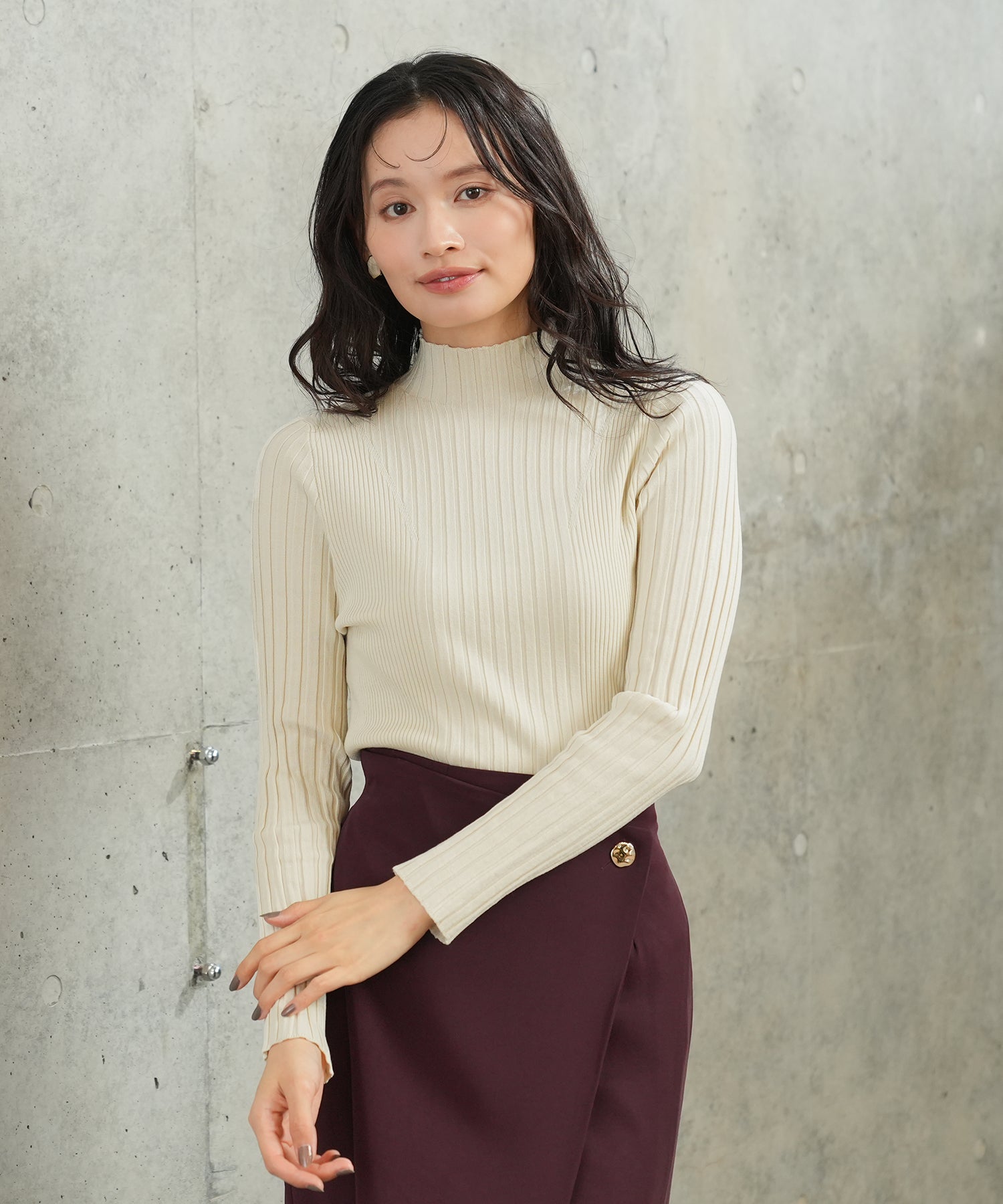 ベージュ　model：165　着用サイズ：M