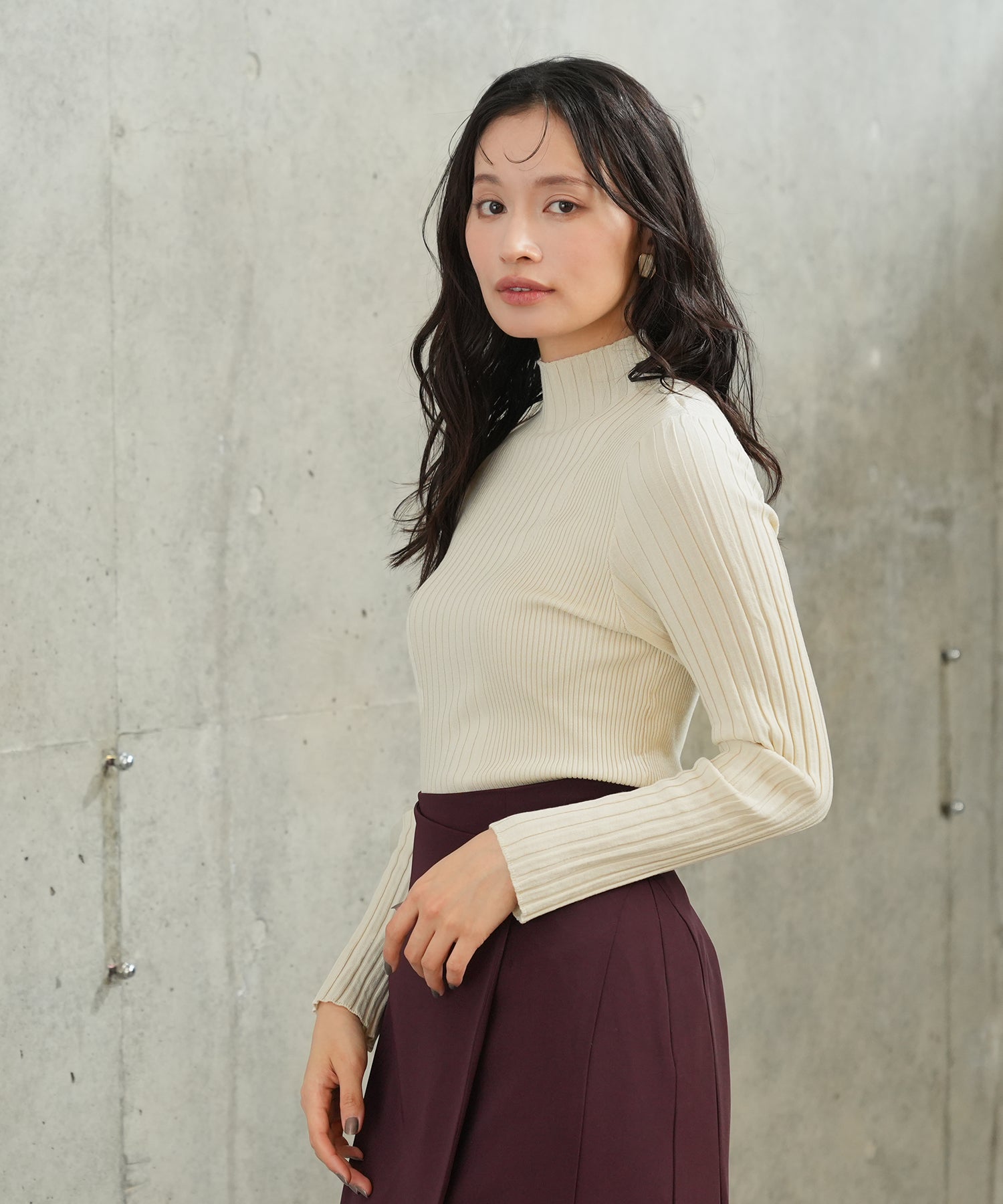 ベージュ　model：165　着用サイズ：M