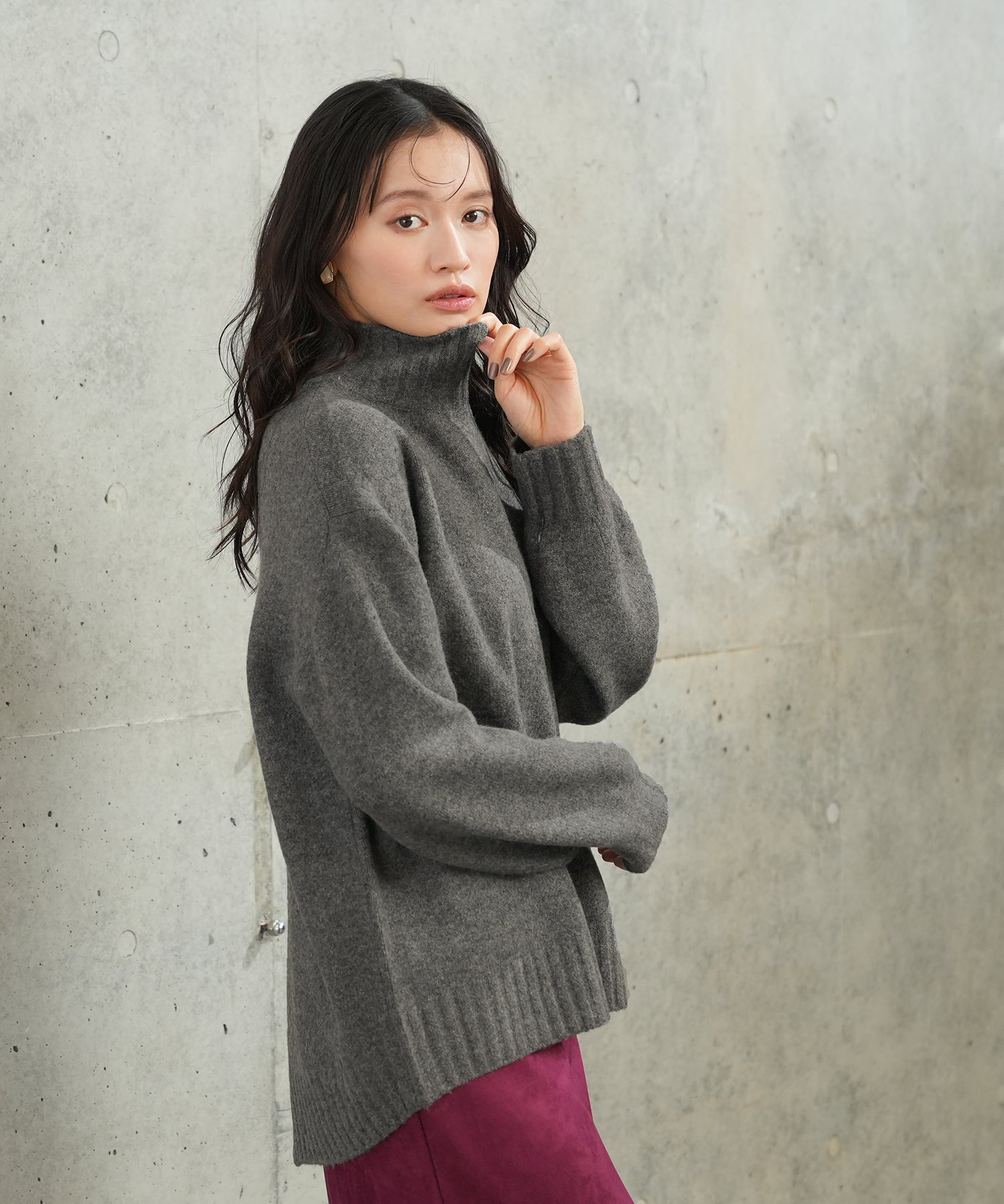 チャコール　model：165　着用サイズ：M