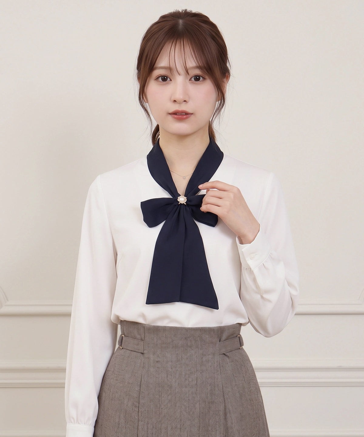 ベージュ(AI画像)　model：160㎝　着用サイズ：M