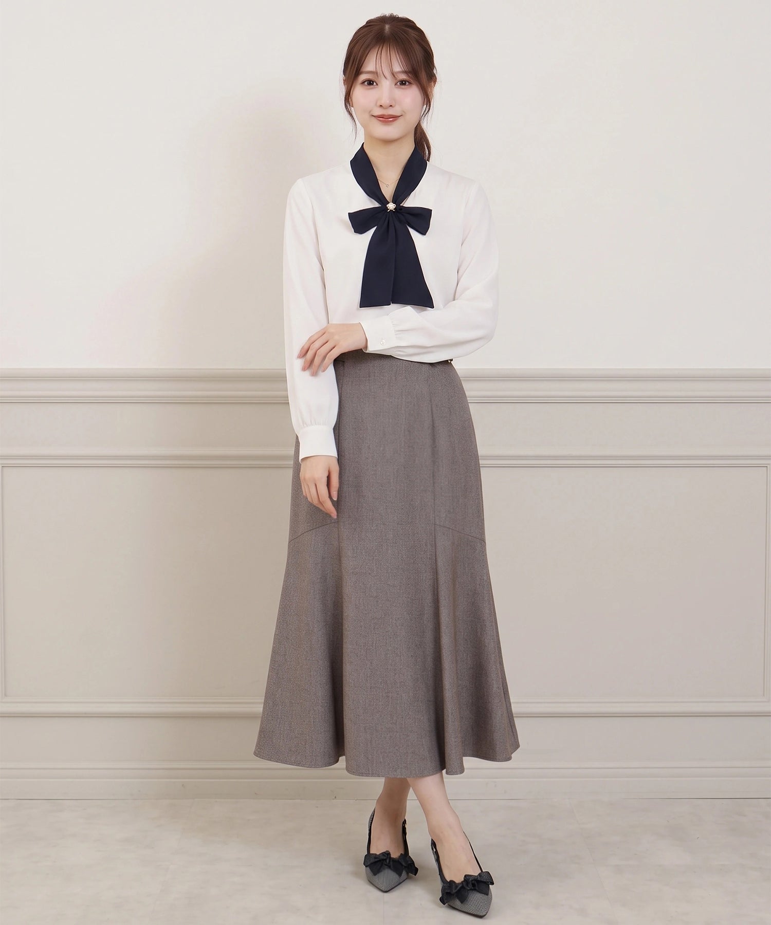 ベージュ(AI画像)　model：160㎝　着用サイズ：M
