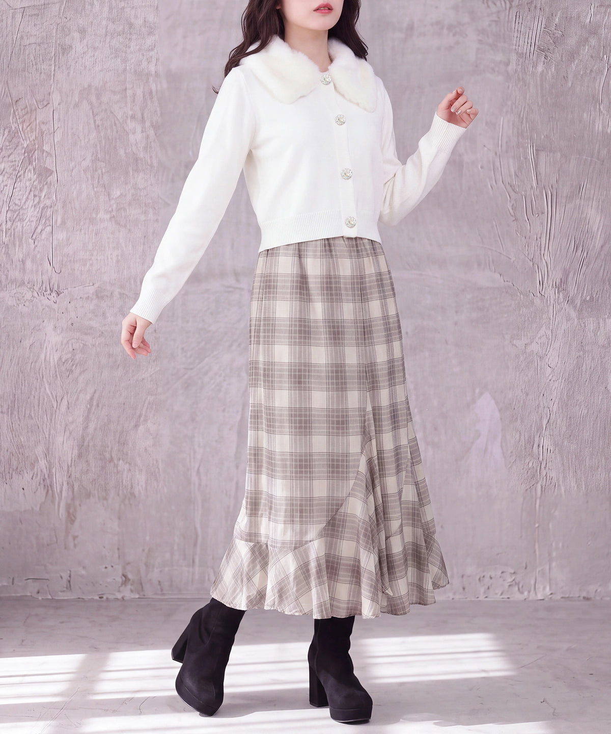 ホワイト(AI画像) model：160cm 着用サイズ：M