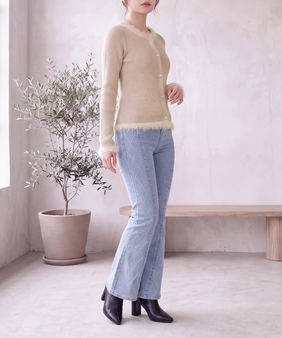 ベージュ(AI画像) model：160cm 着用サイズ：M
