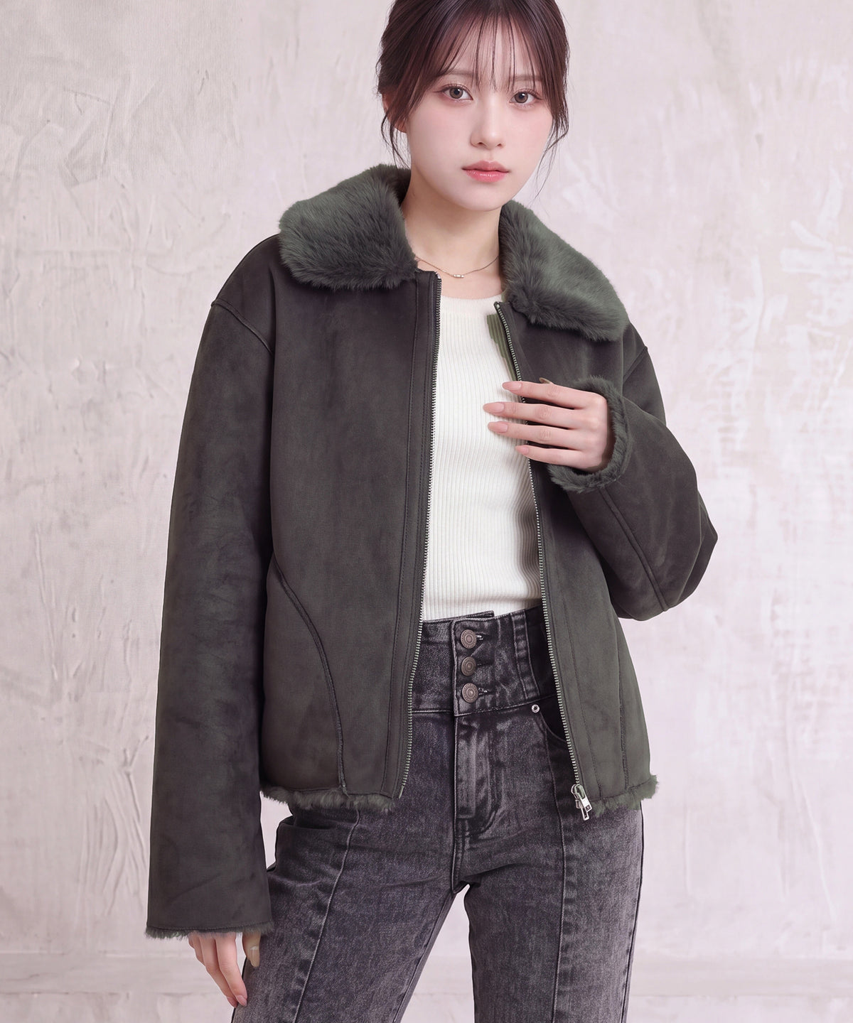 チャコール (AI画像) model:160cm 着用サイズ: M