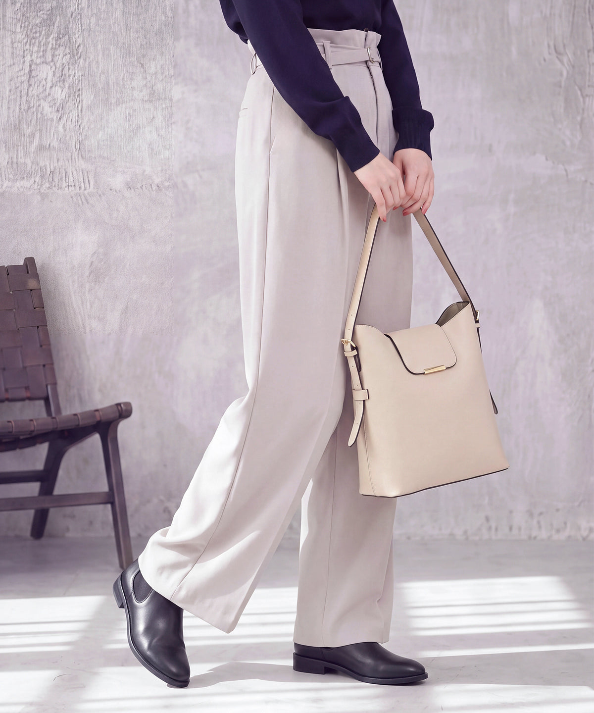 グレージュ(AI画像) model：160cm 着用サイズ：M
