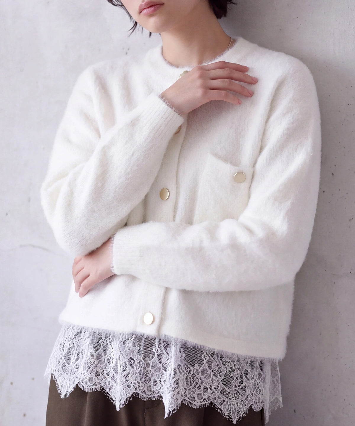 アイボリー(AI画像)　model：160㎝　着用サイズ：M