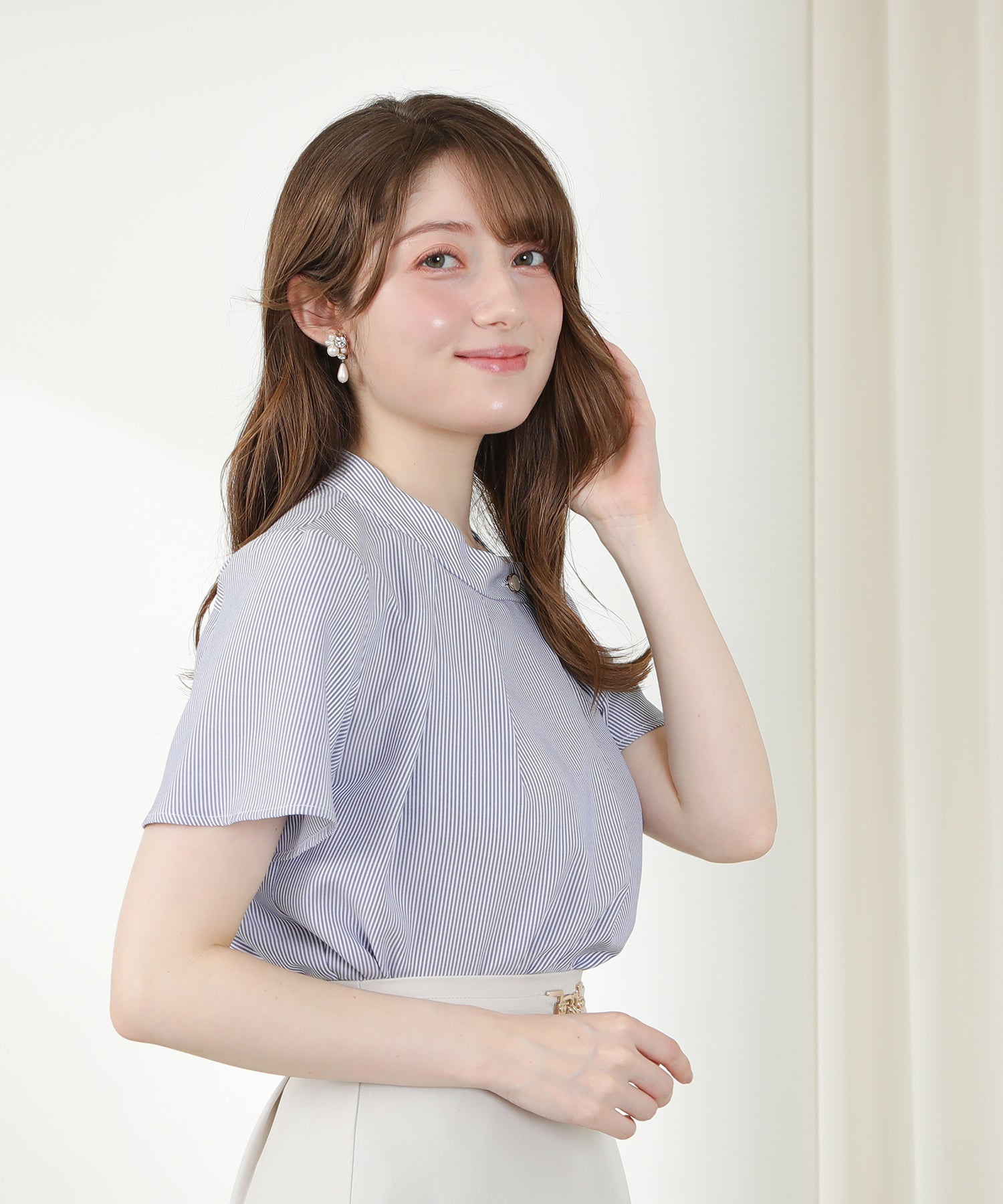 ホワイト×ブルー　model：163　着用サイズ：M