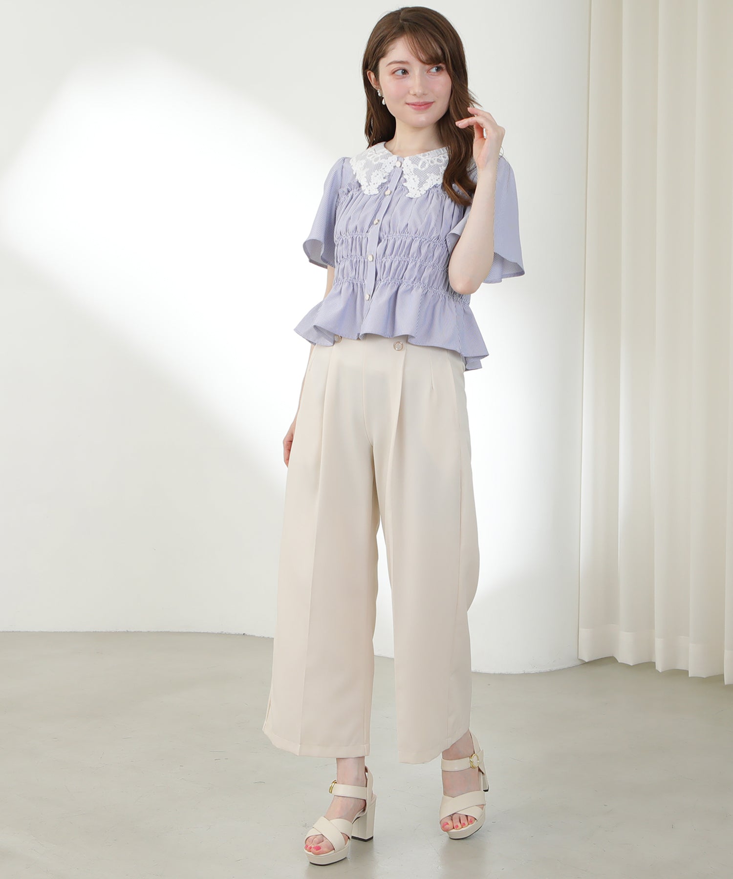 ホワイト×ブルー　model:163cm   着用サイズ：M