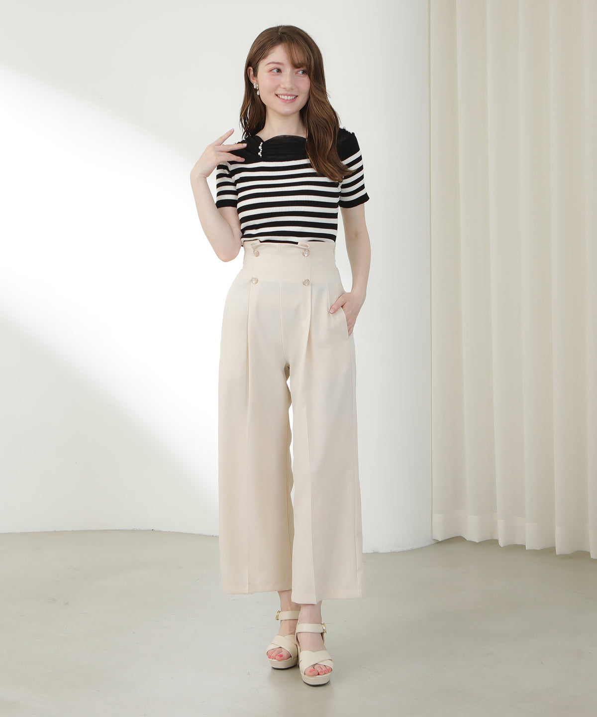ベージュ　model：163　着用サイズ：S